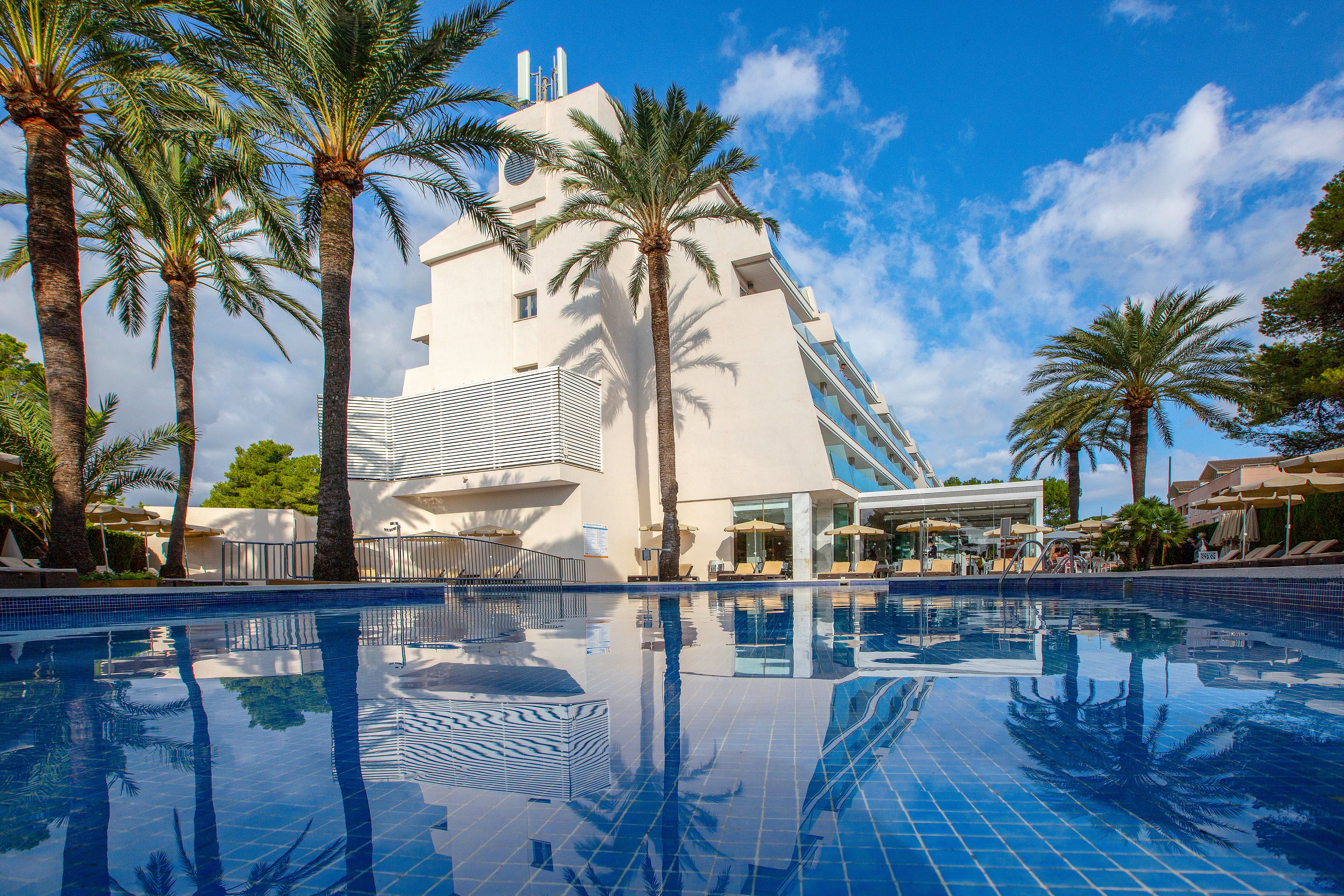 Mar Hotels Playa de Muro Suites