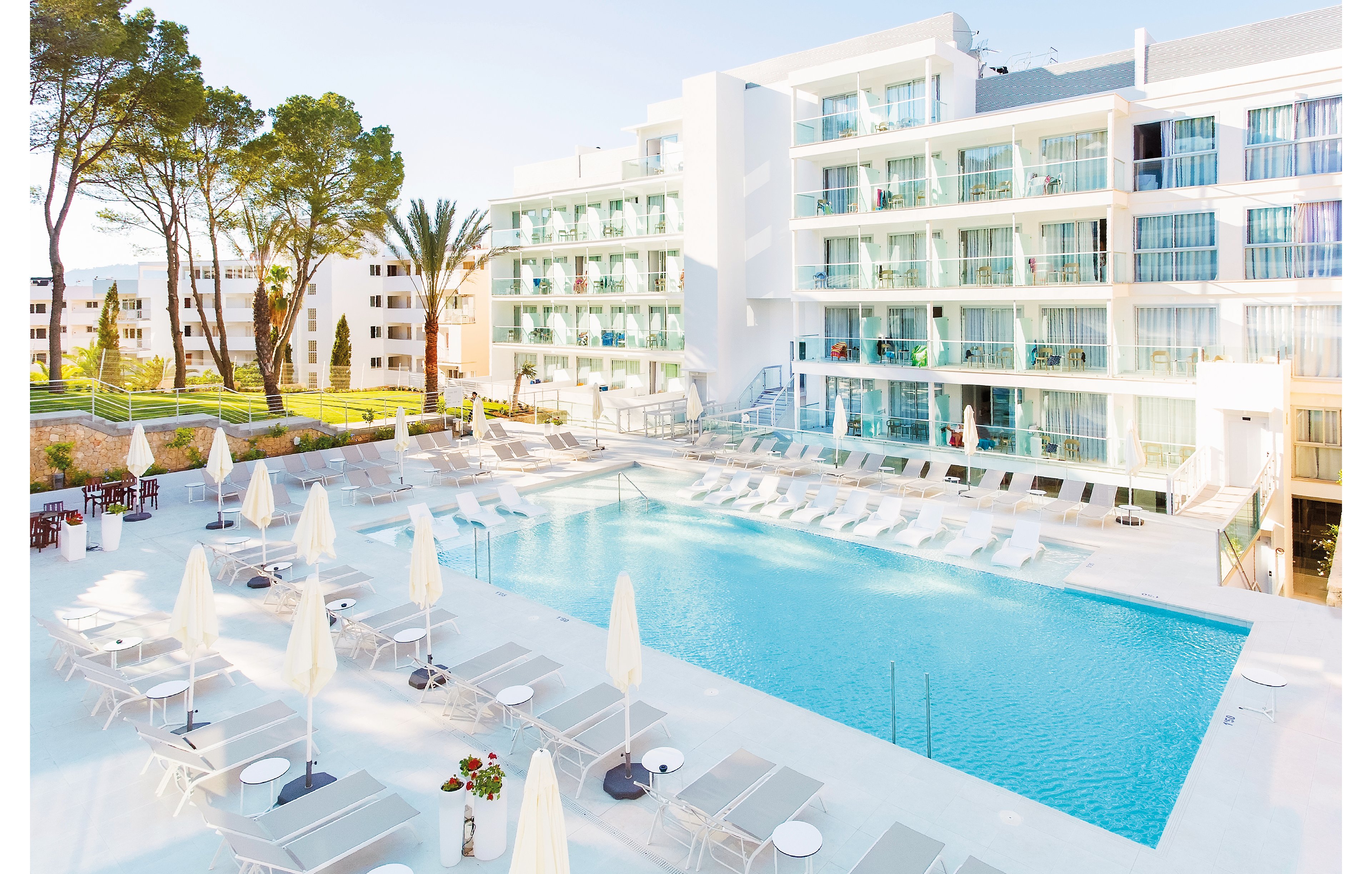 Reverence Life Hotel