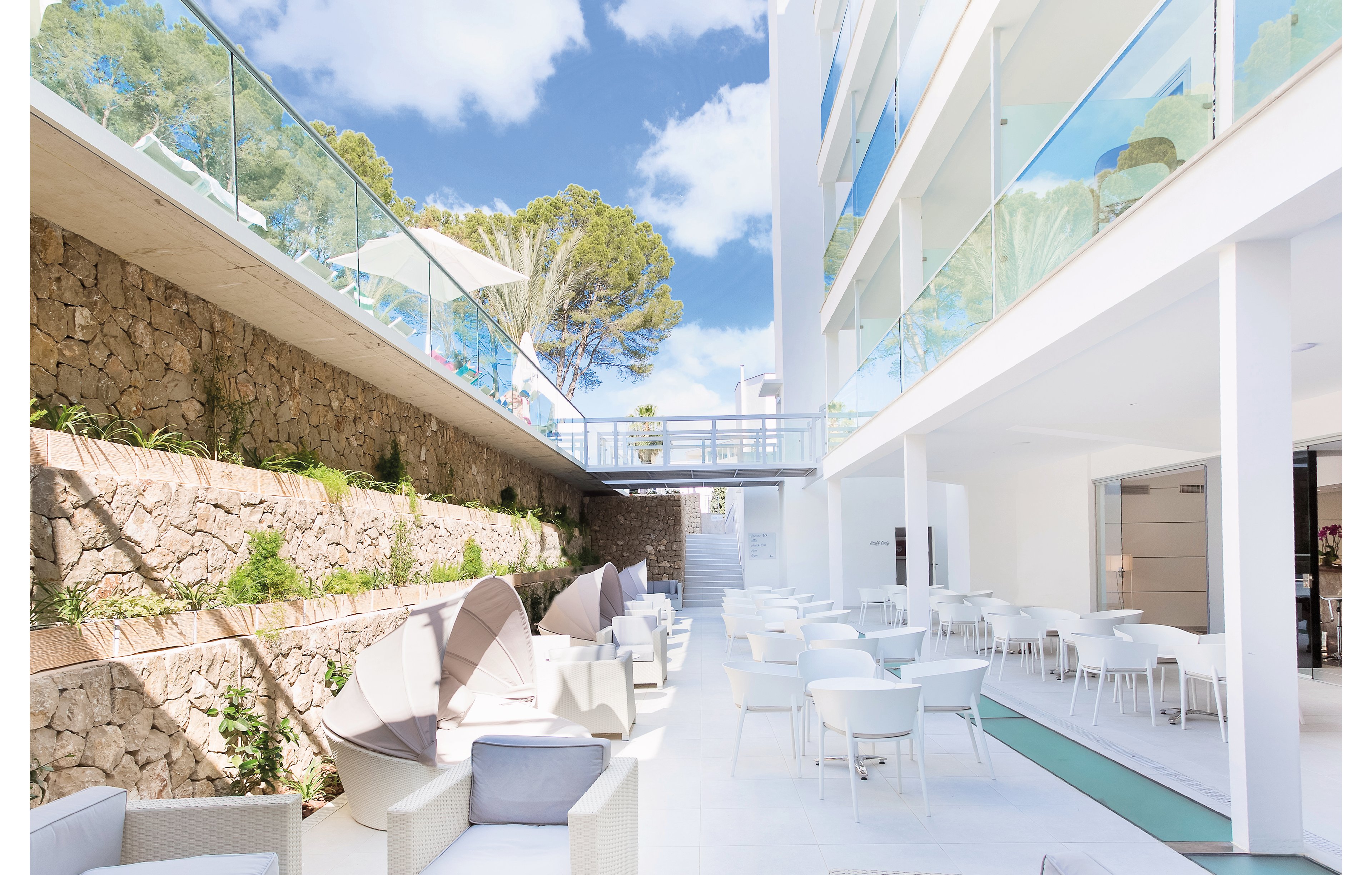 Reverence Life Hotel