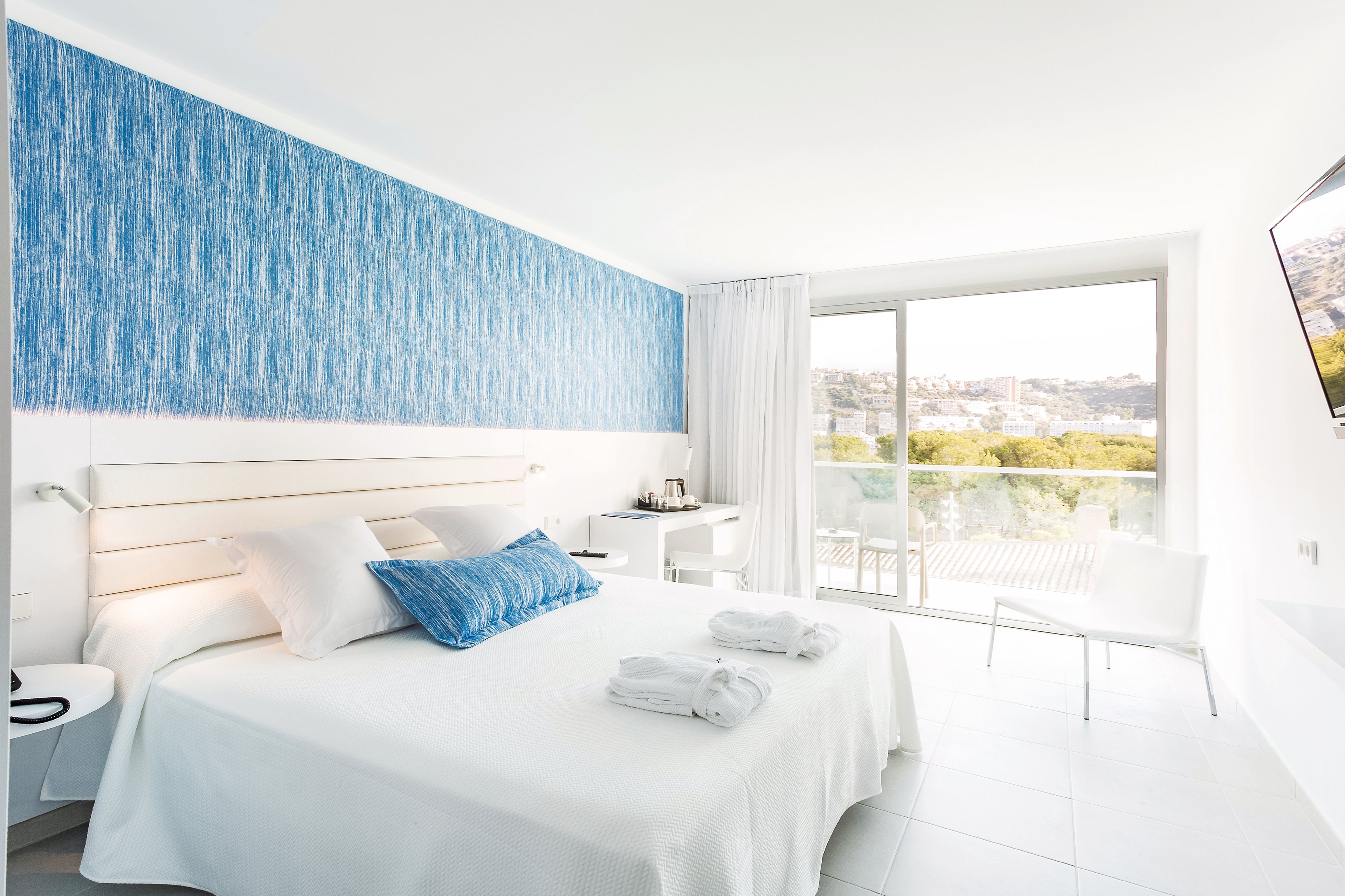 Reverence Life Hotel