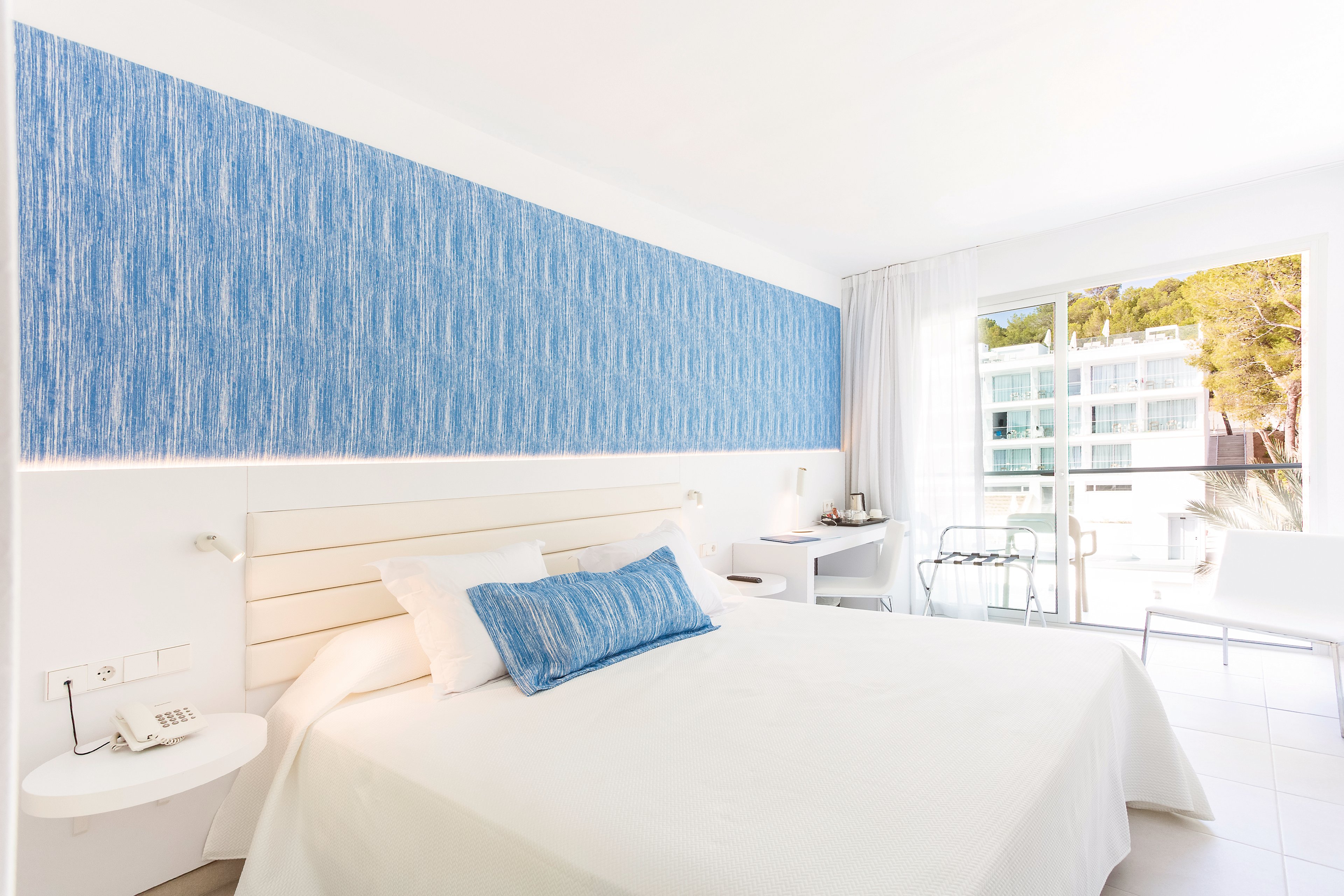 Reverence Life Hotel