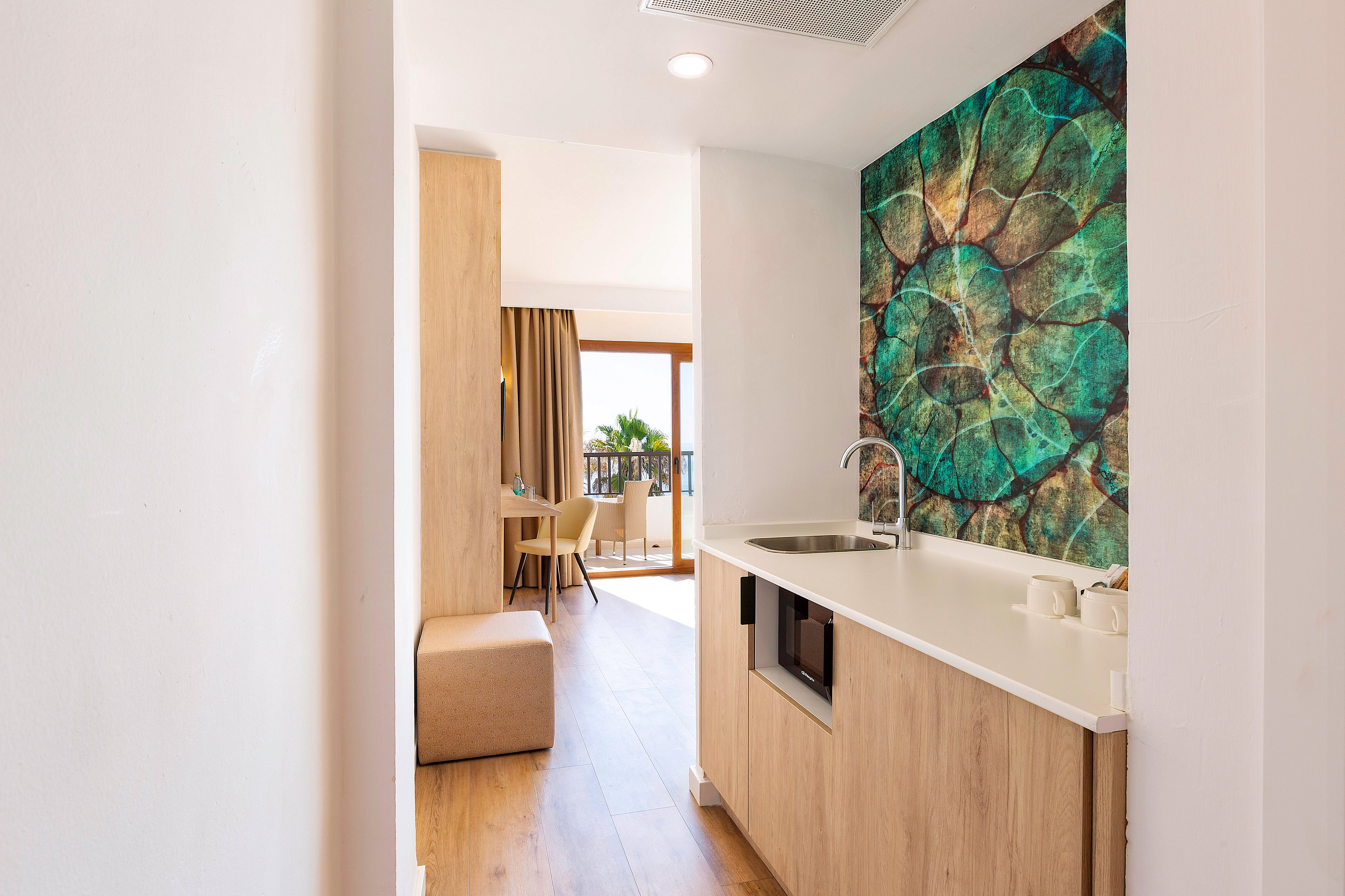 Alua Suites Las Rocas