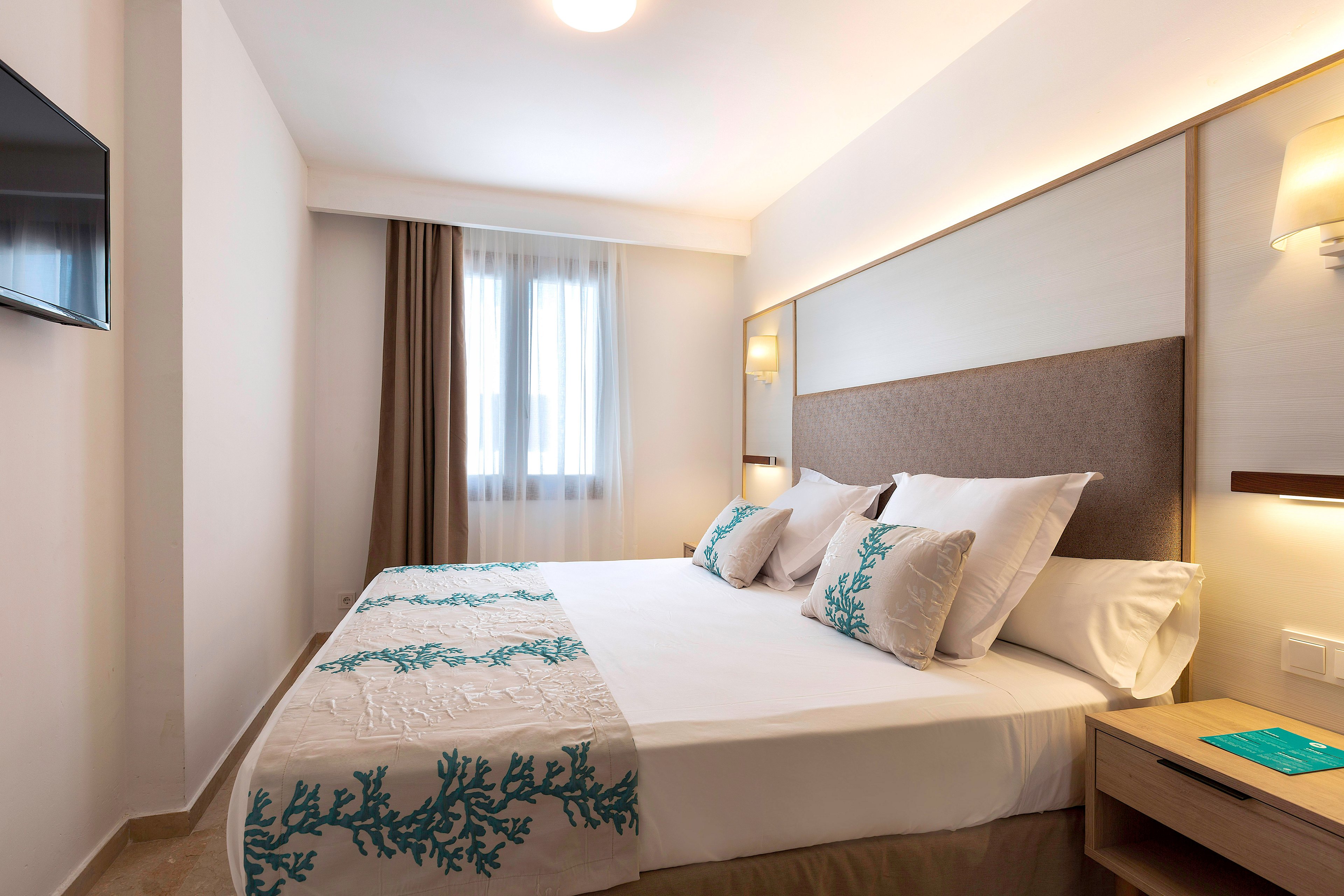 Alua Suites Las Rocas