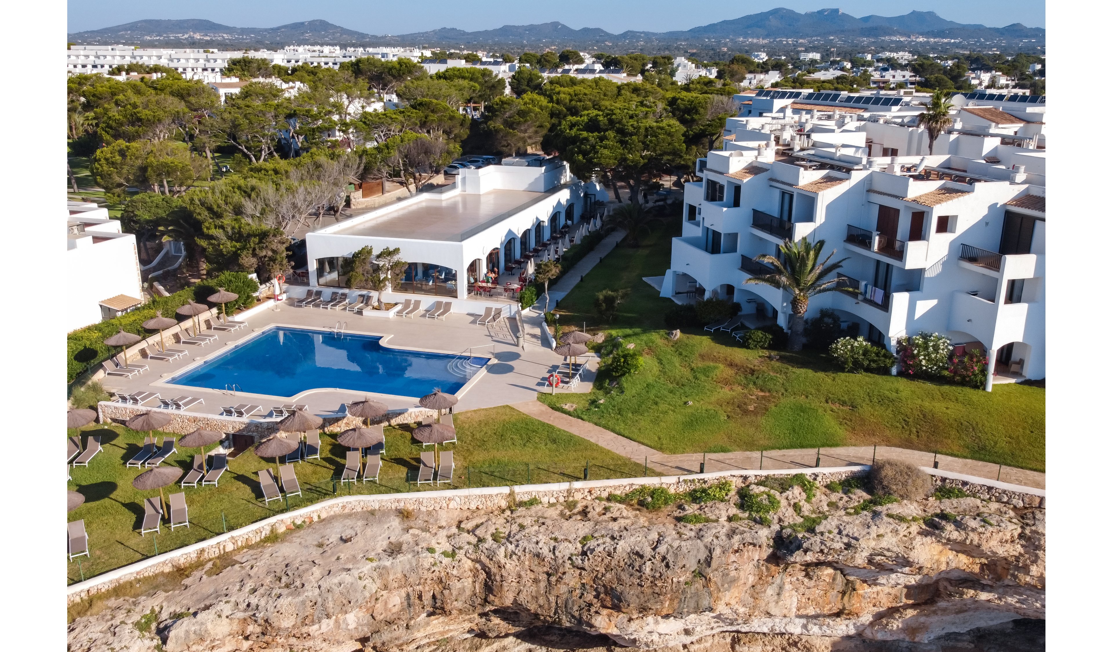 Alua Suites Las Rocas