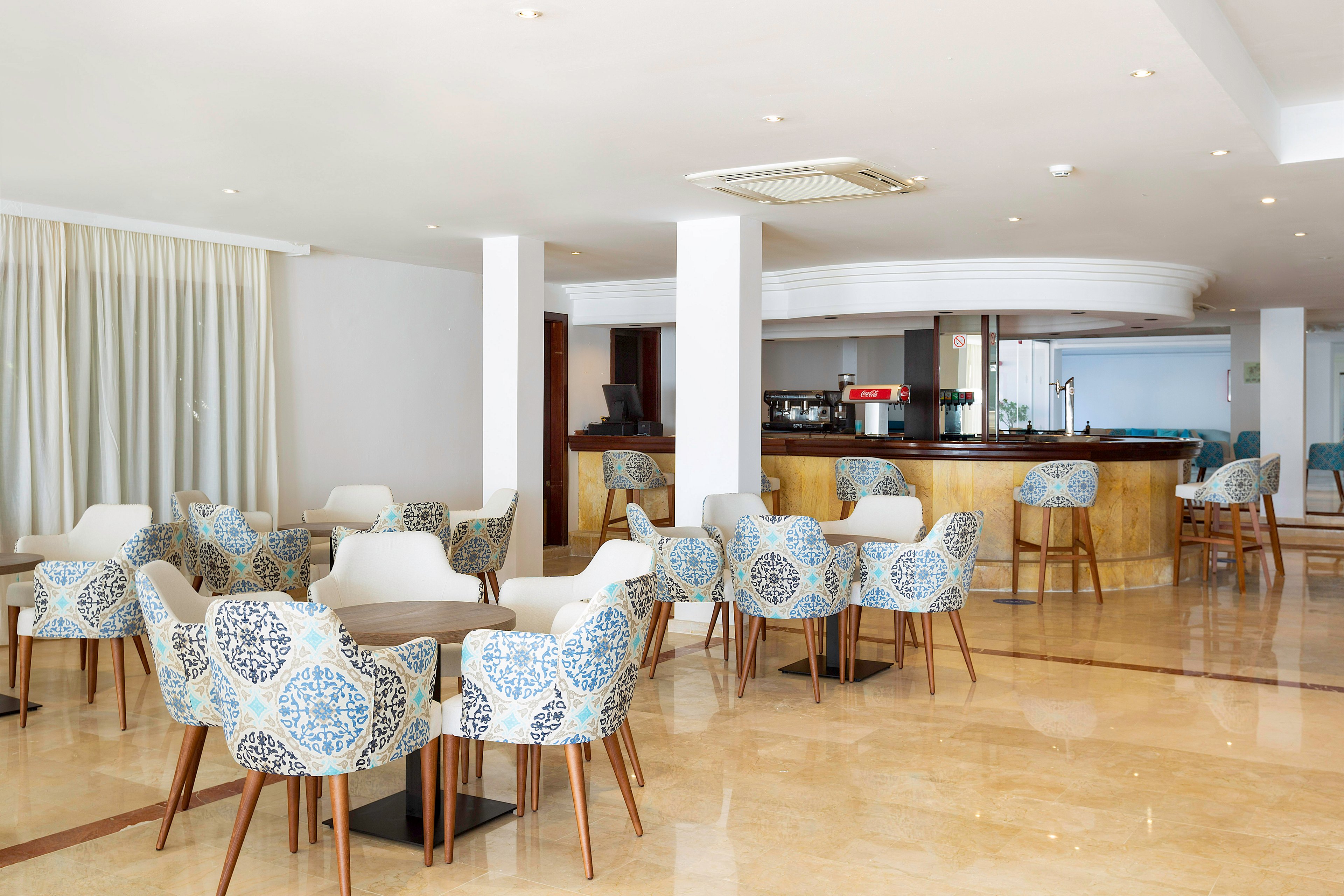 Alua Suites Las Rocas