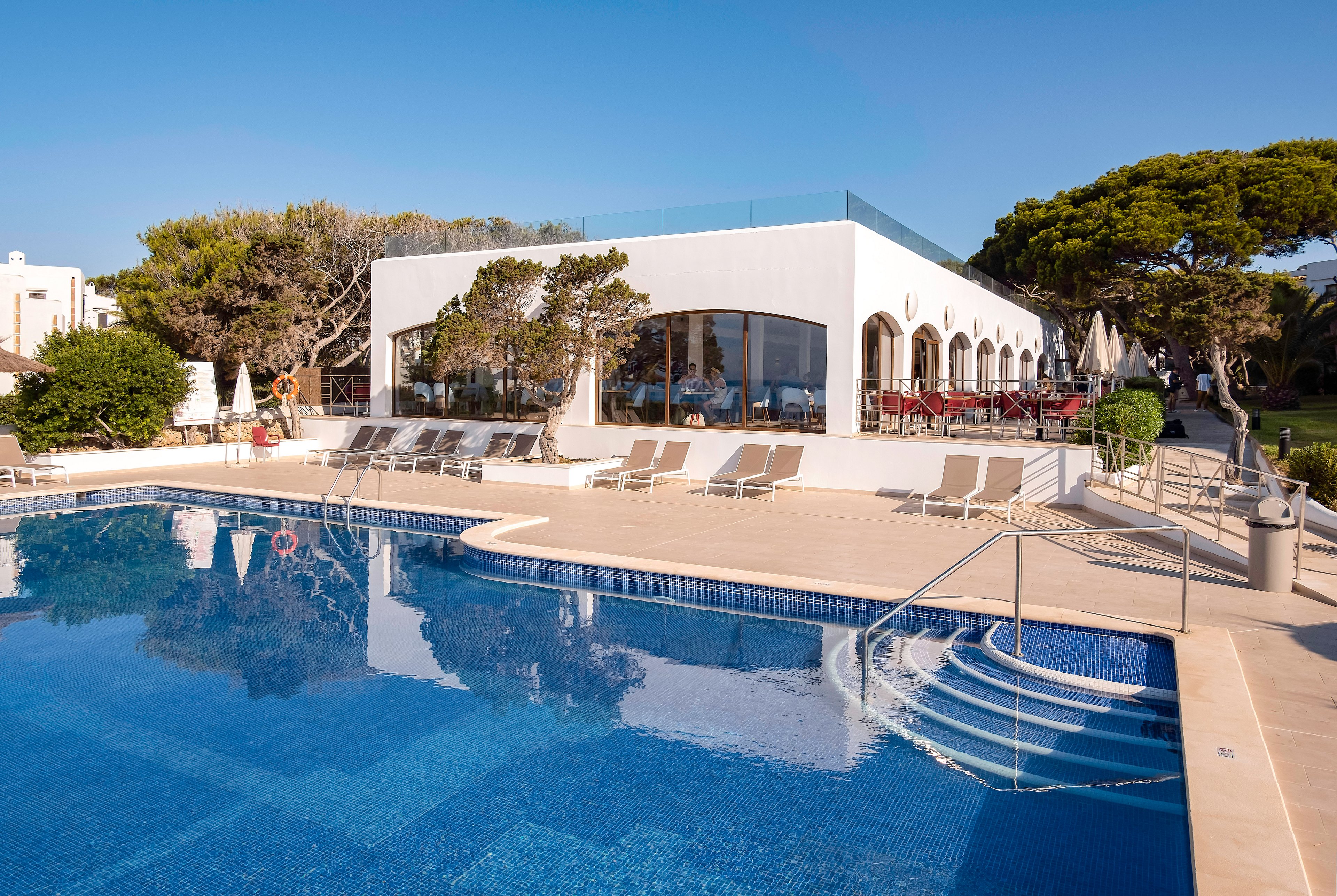 Alua Suites Las Rocas