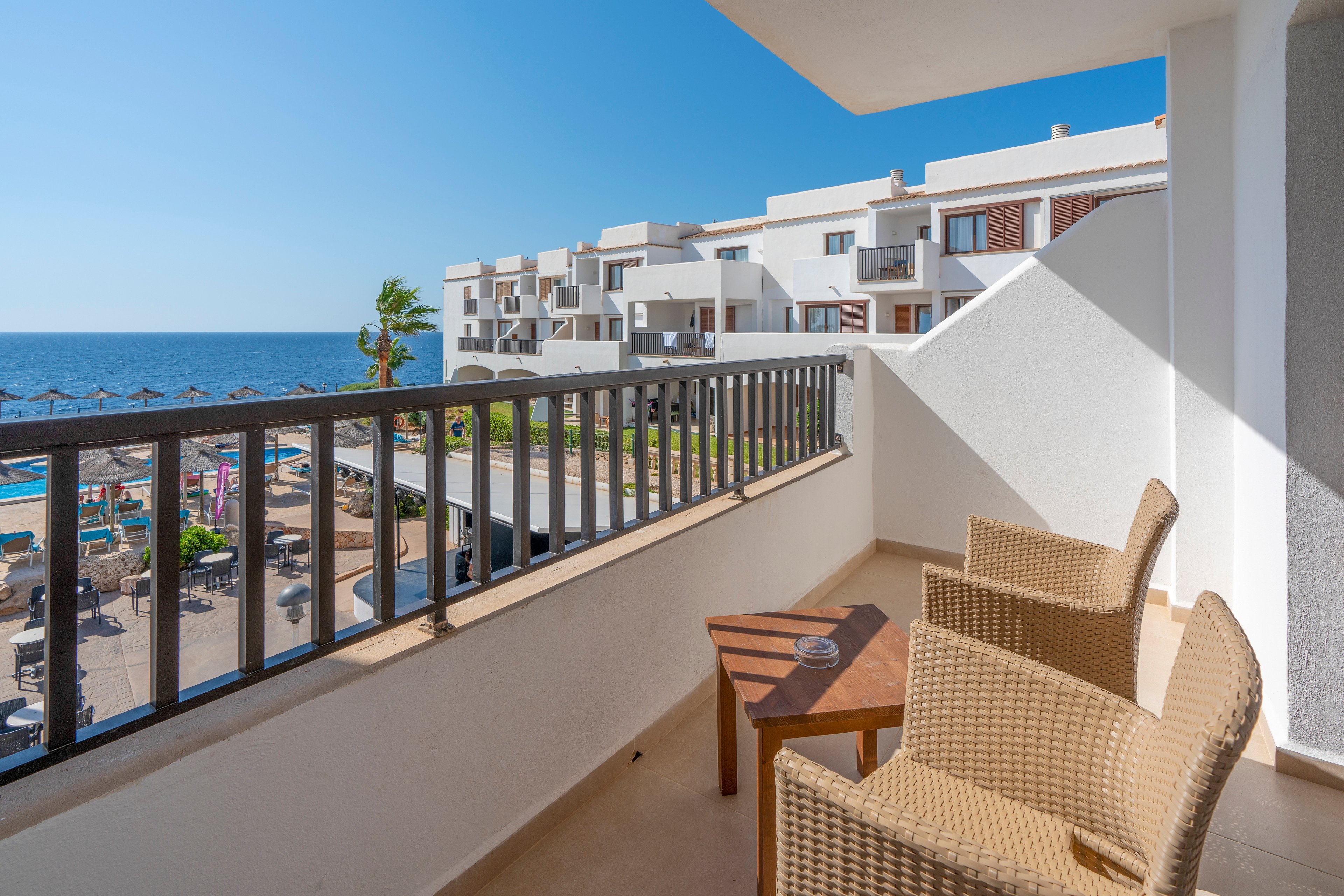 Alua Suites Las Rocas