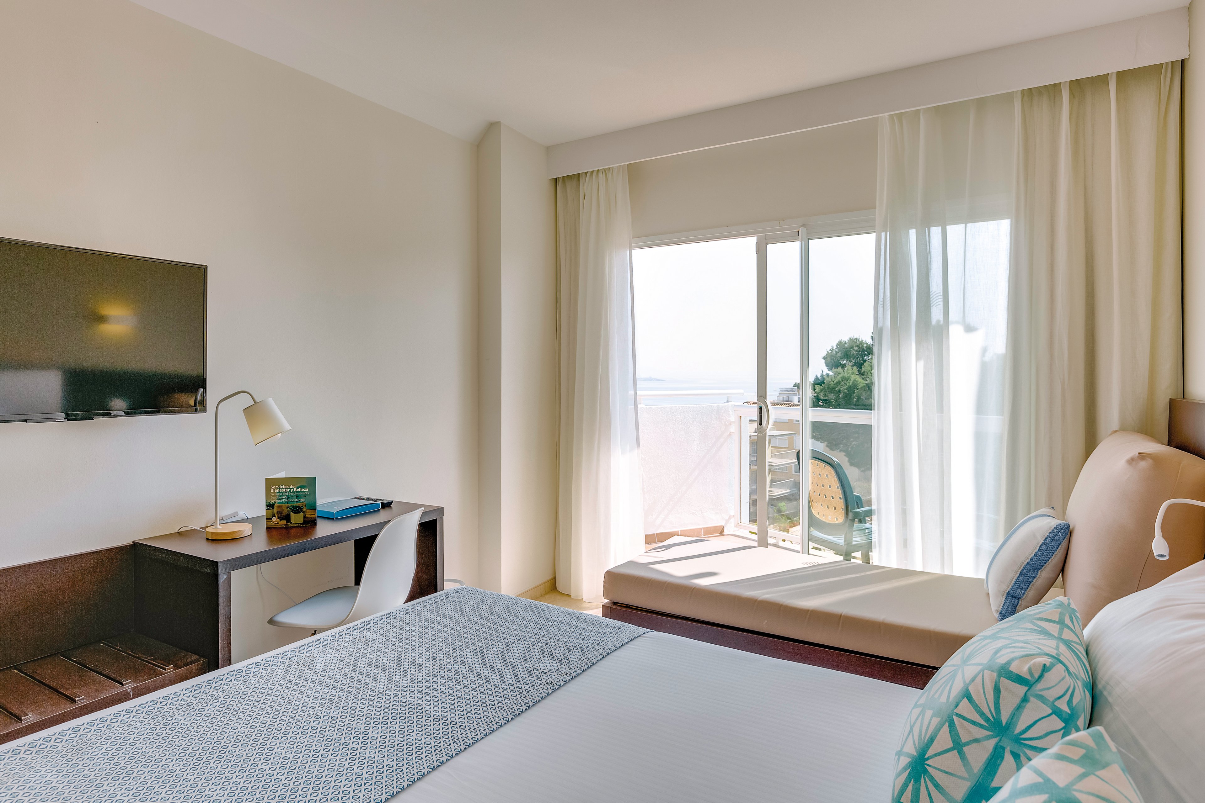 Ilunion Palmanova Mallorca formerly AluaSun Torrenova