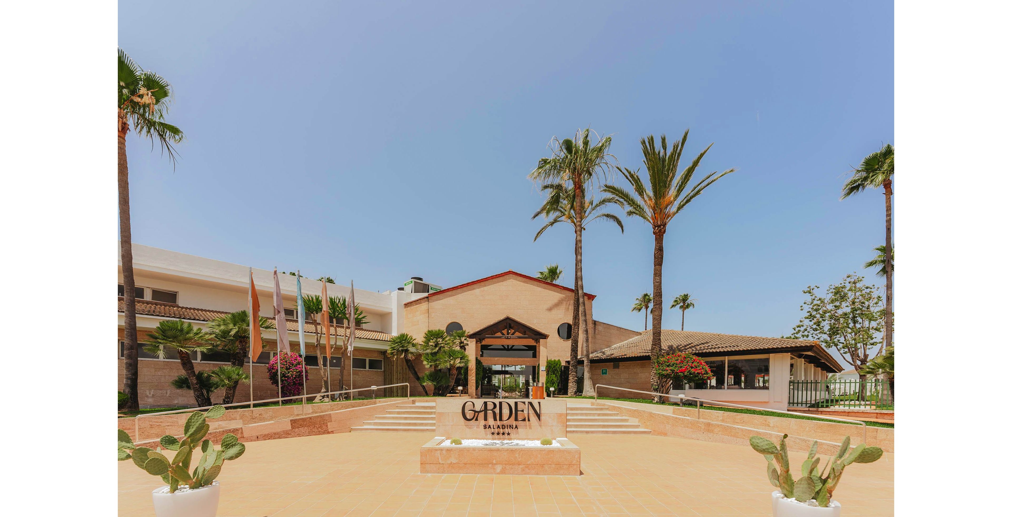 Garden Saladina