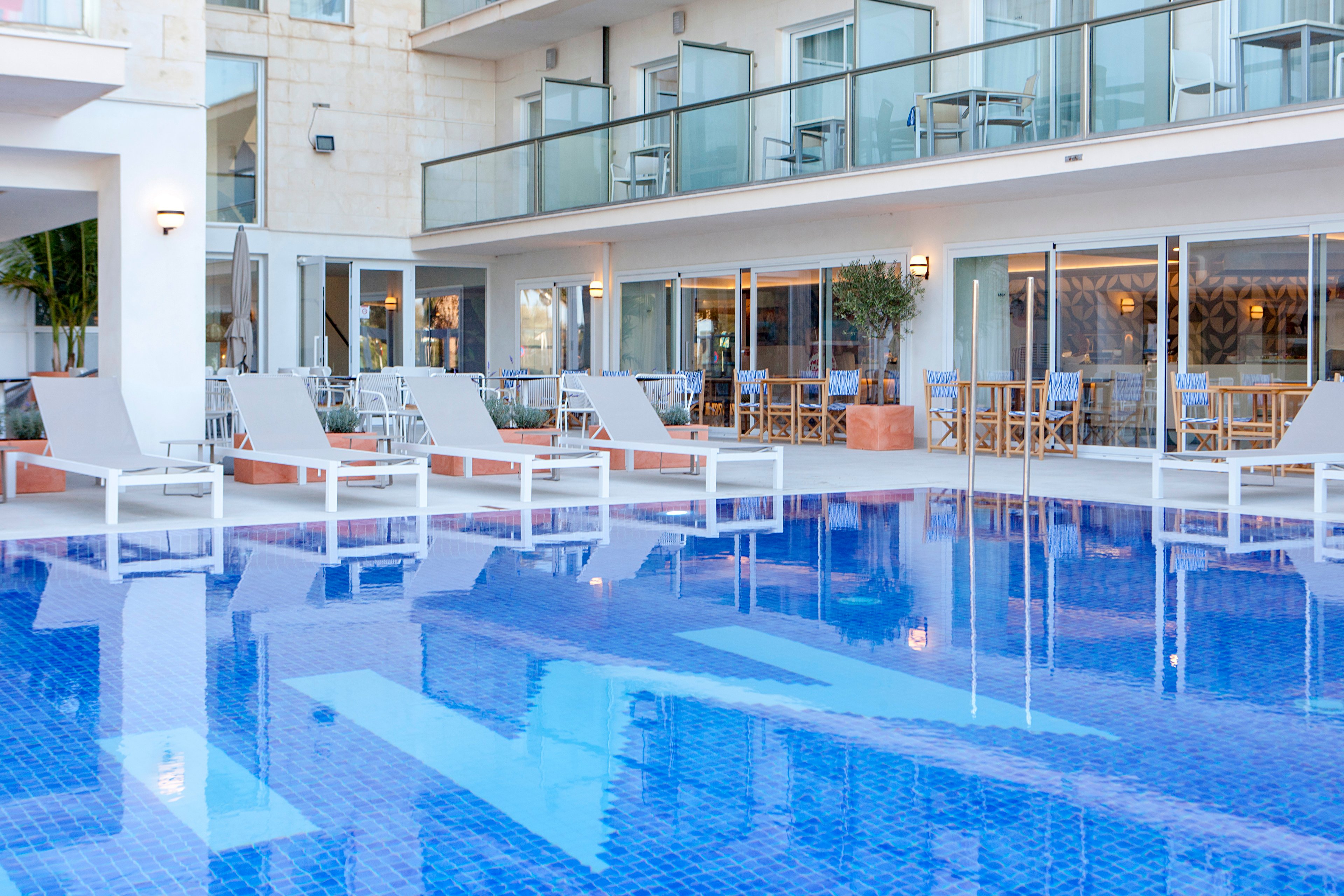 Mim Mallorca Melia Collection