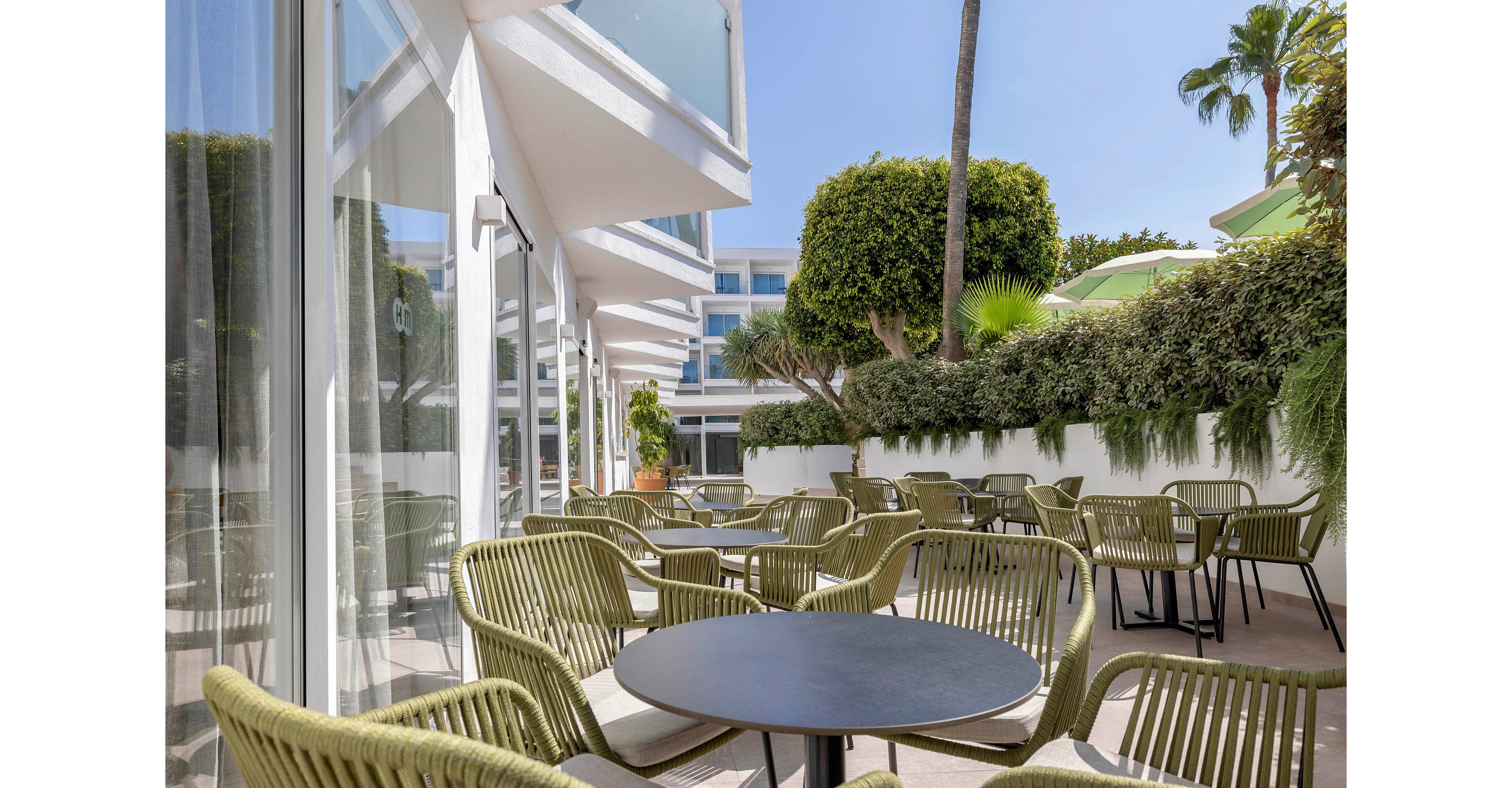 HM Isabela - Adults Only