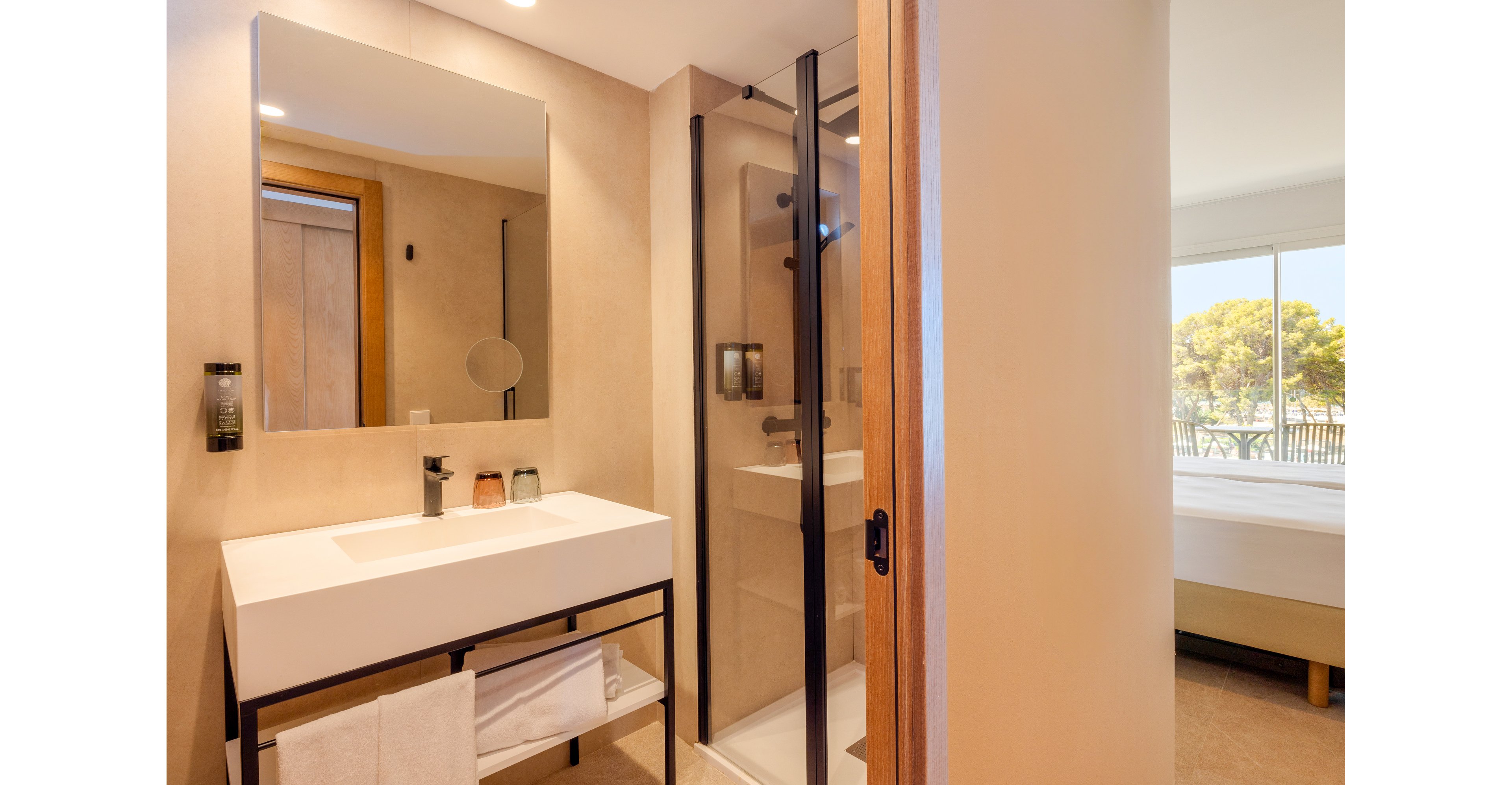 HM Isabela - Adults Only