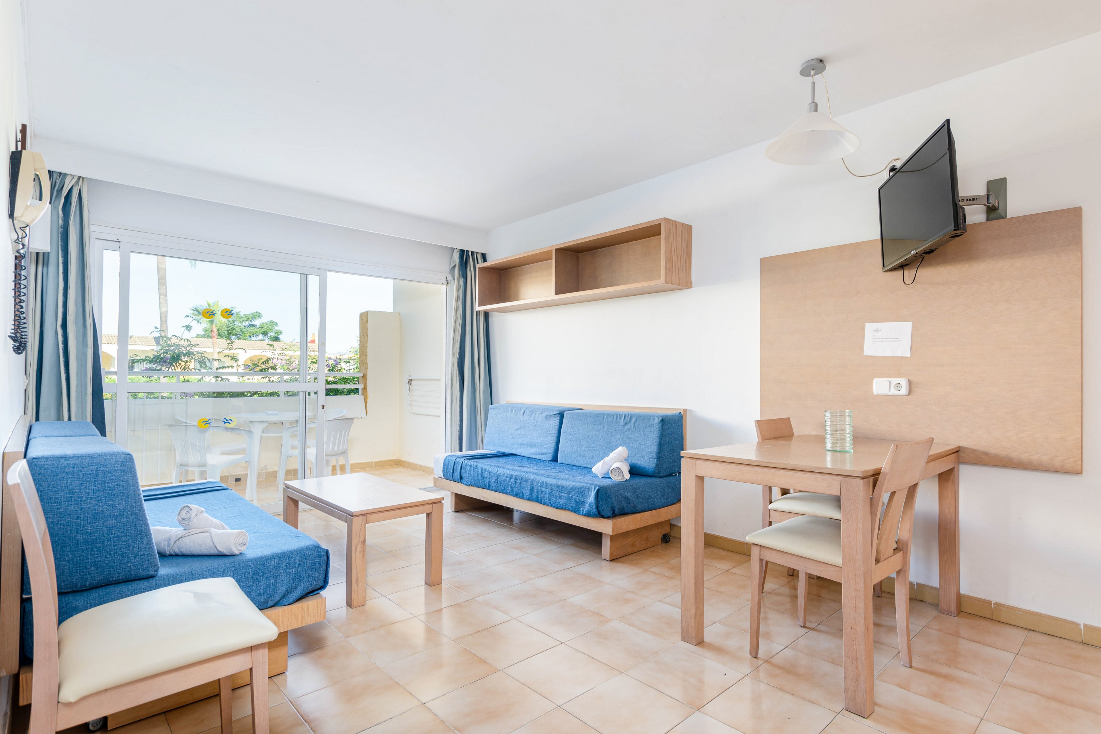 Mariner Club Apartments