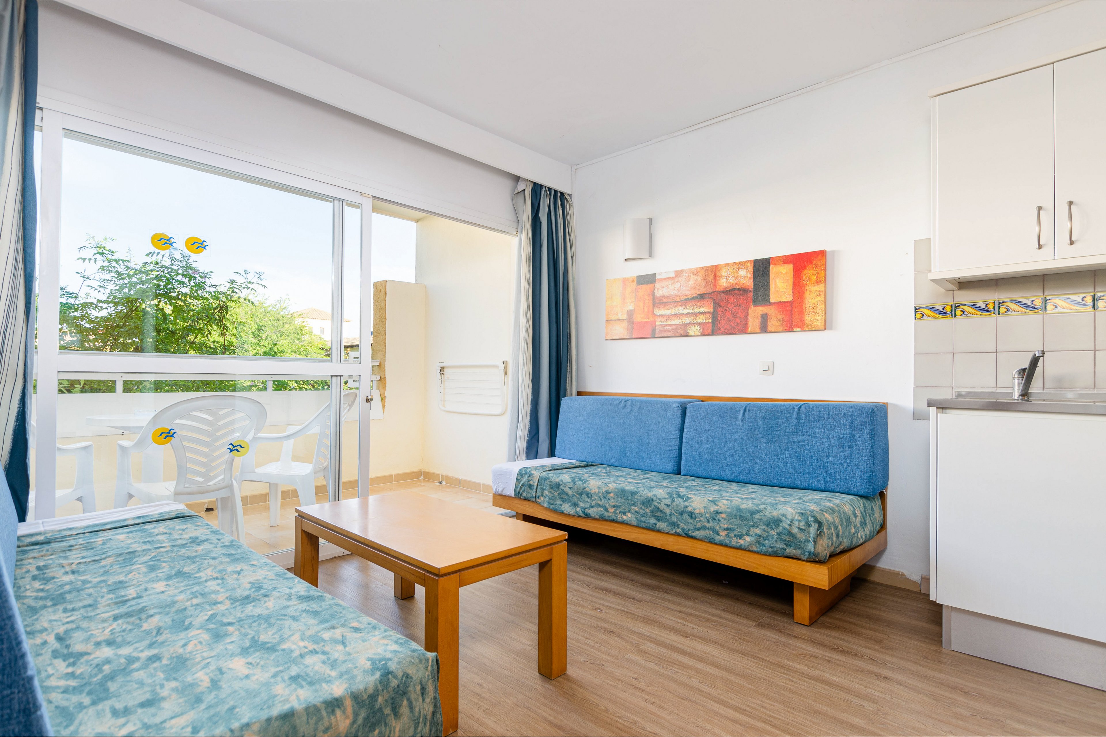 Mariner Club Apartments