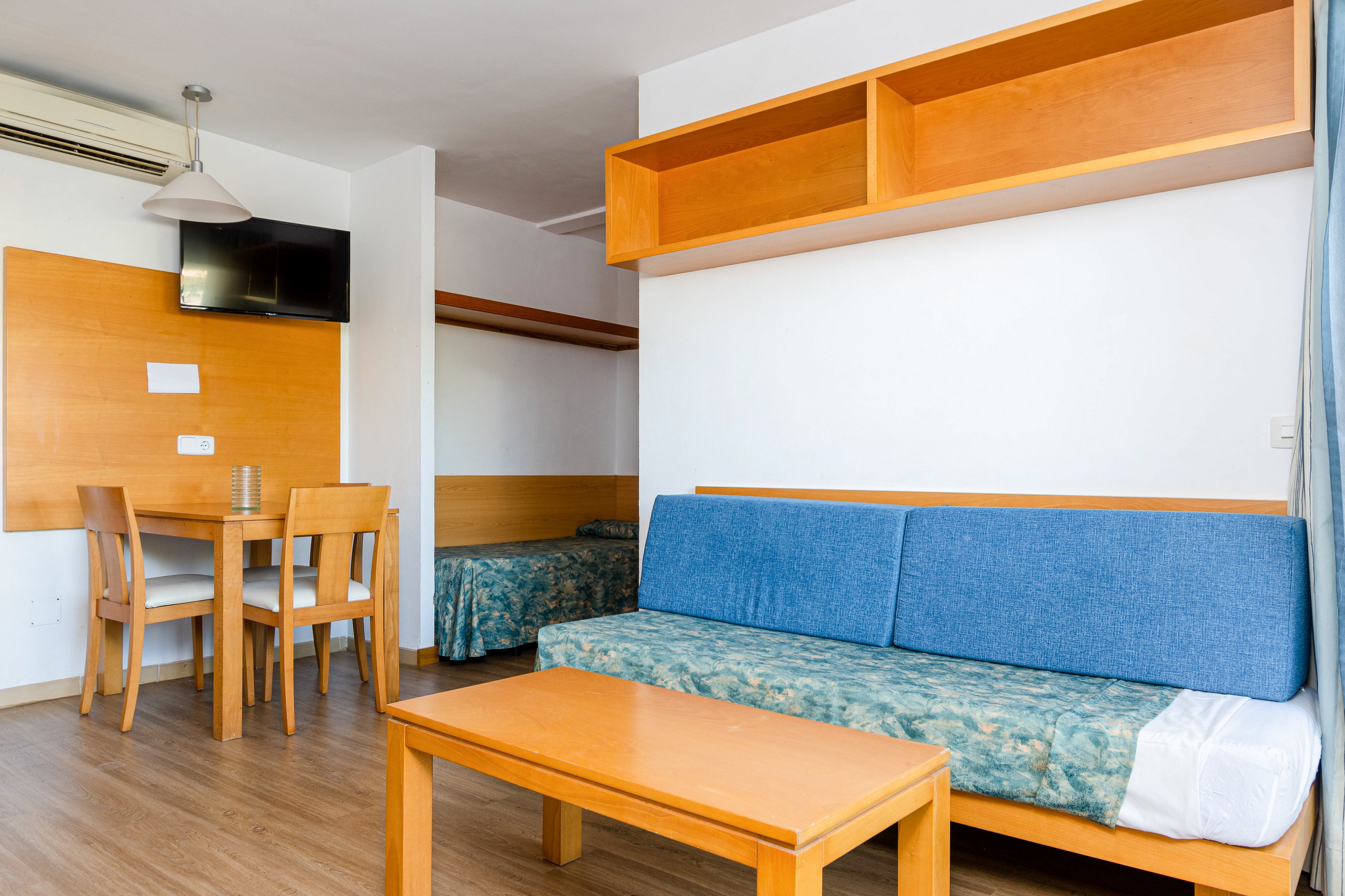 Mariner Club Apartments