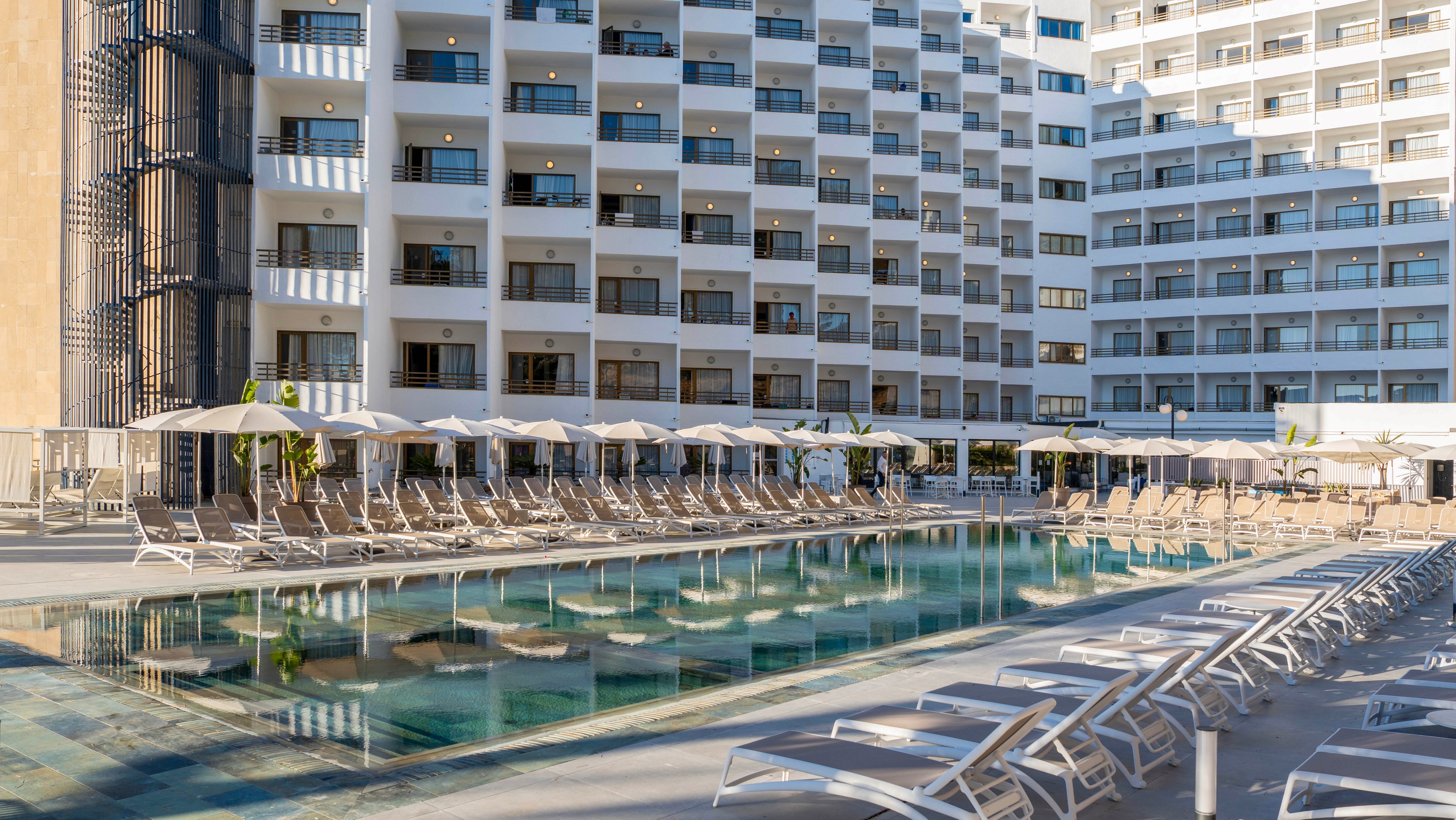 Hotel Vibra Beverly Playa