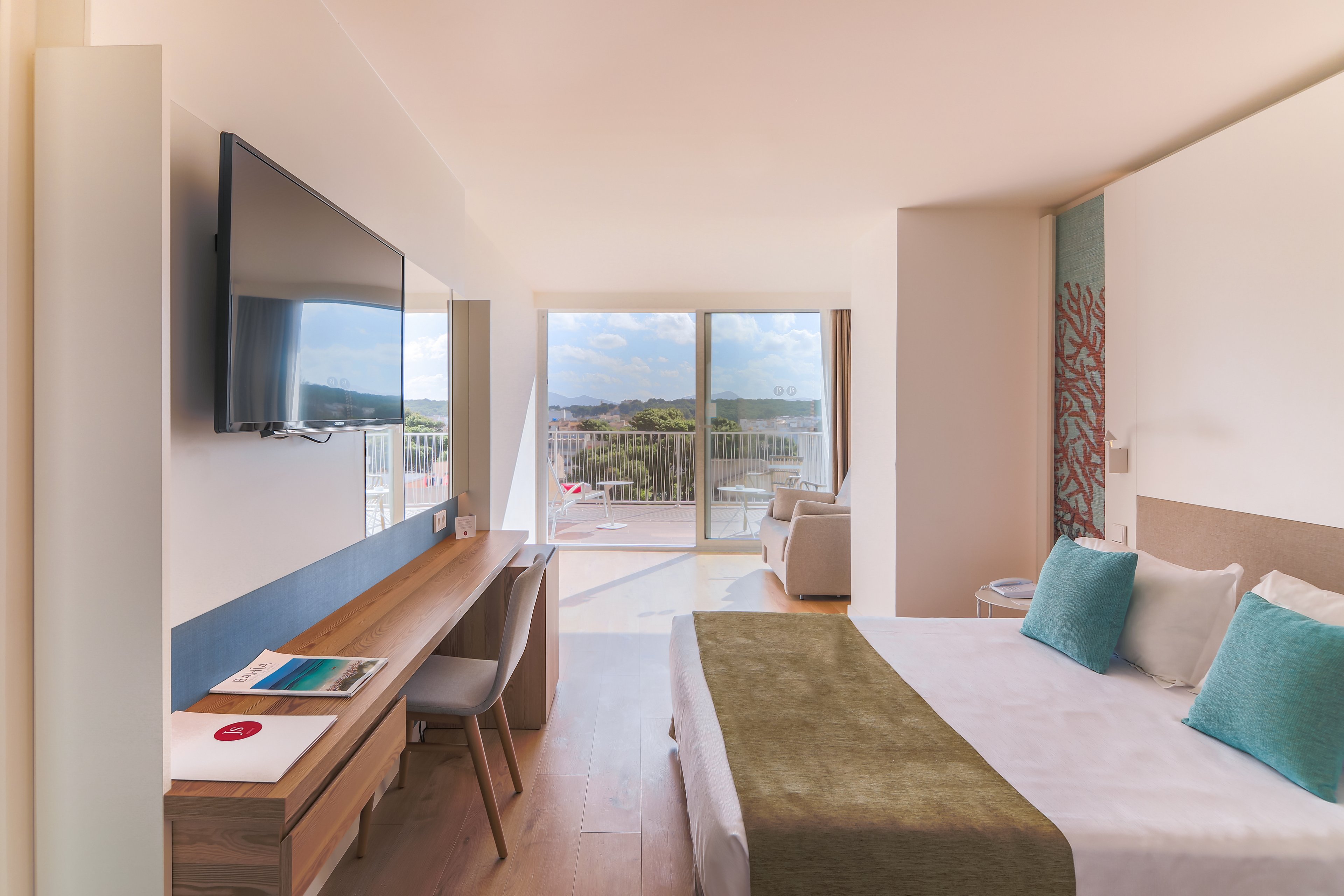 JS Yate Can Picafort