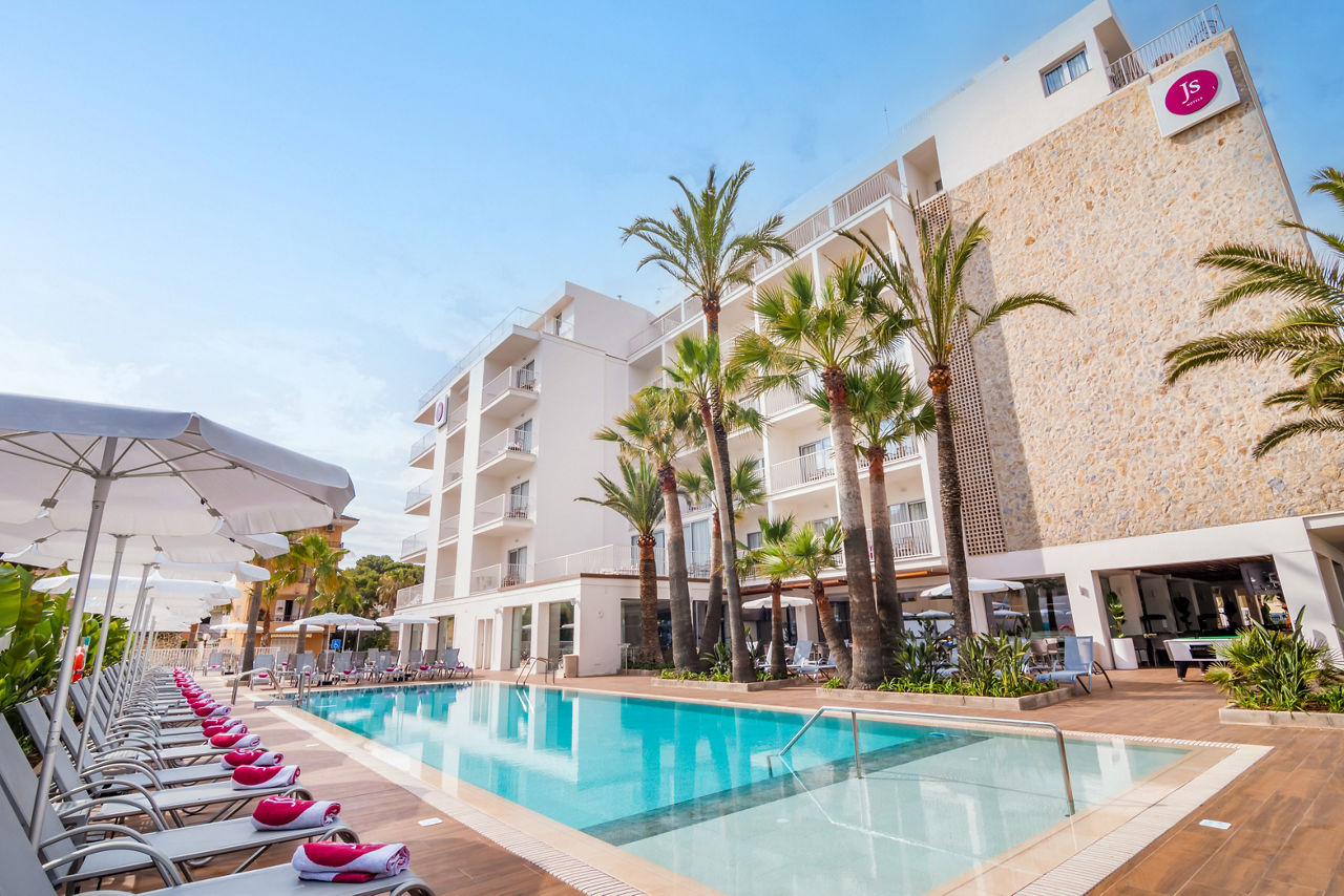 JS Yate Can Picafort