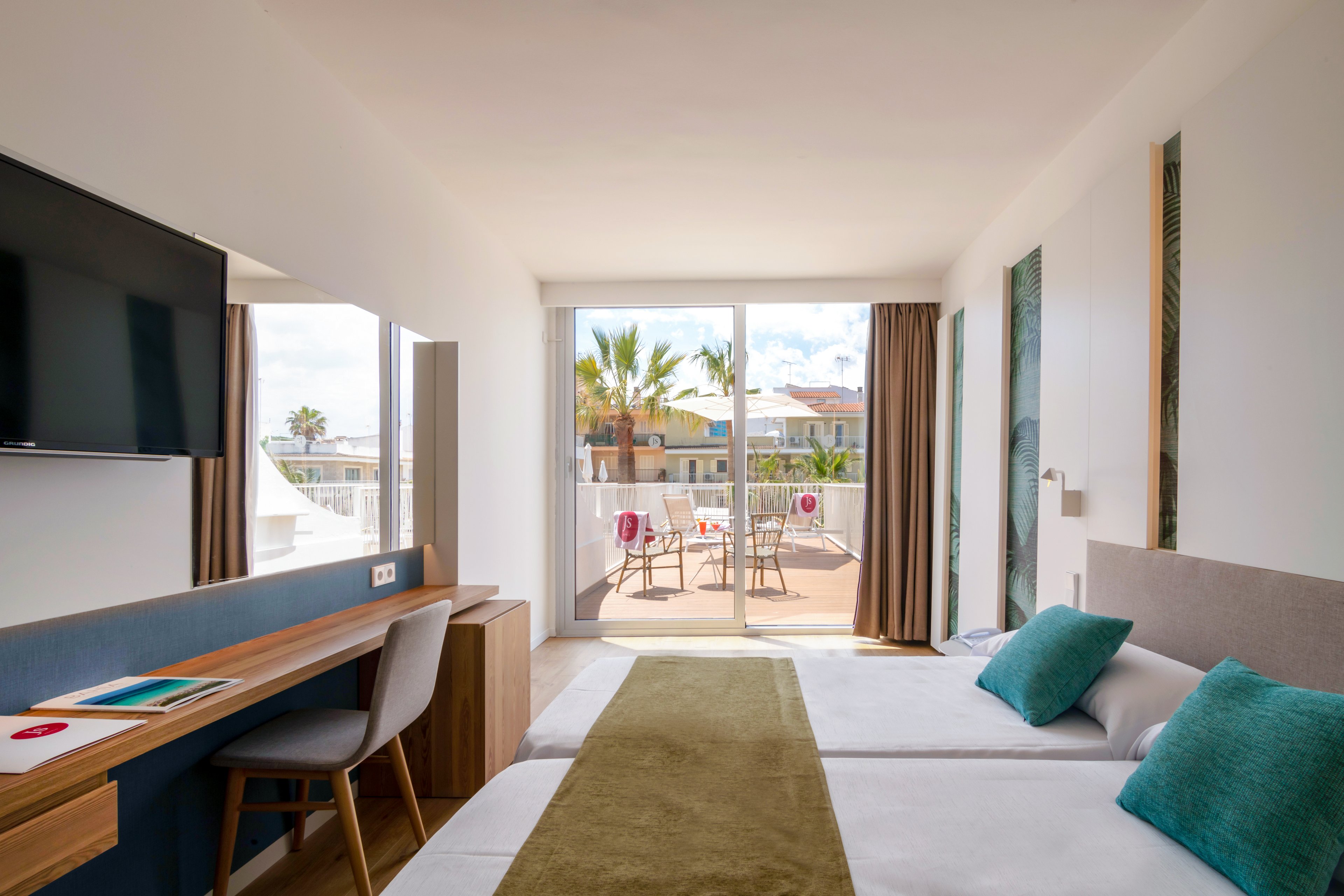 JS Yate Can Picafort