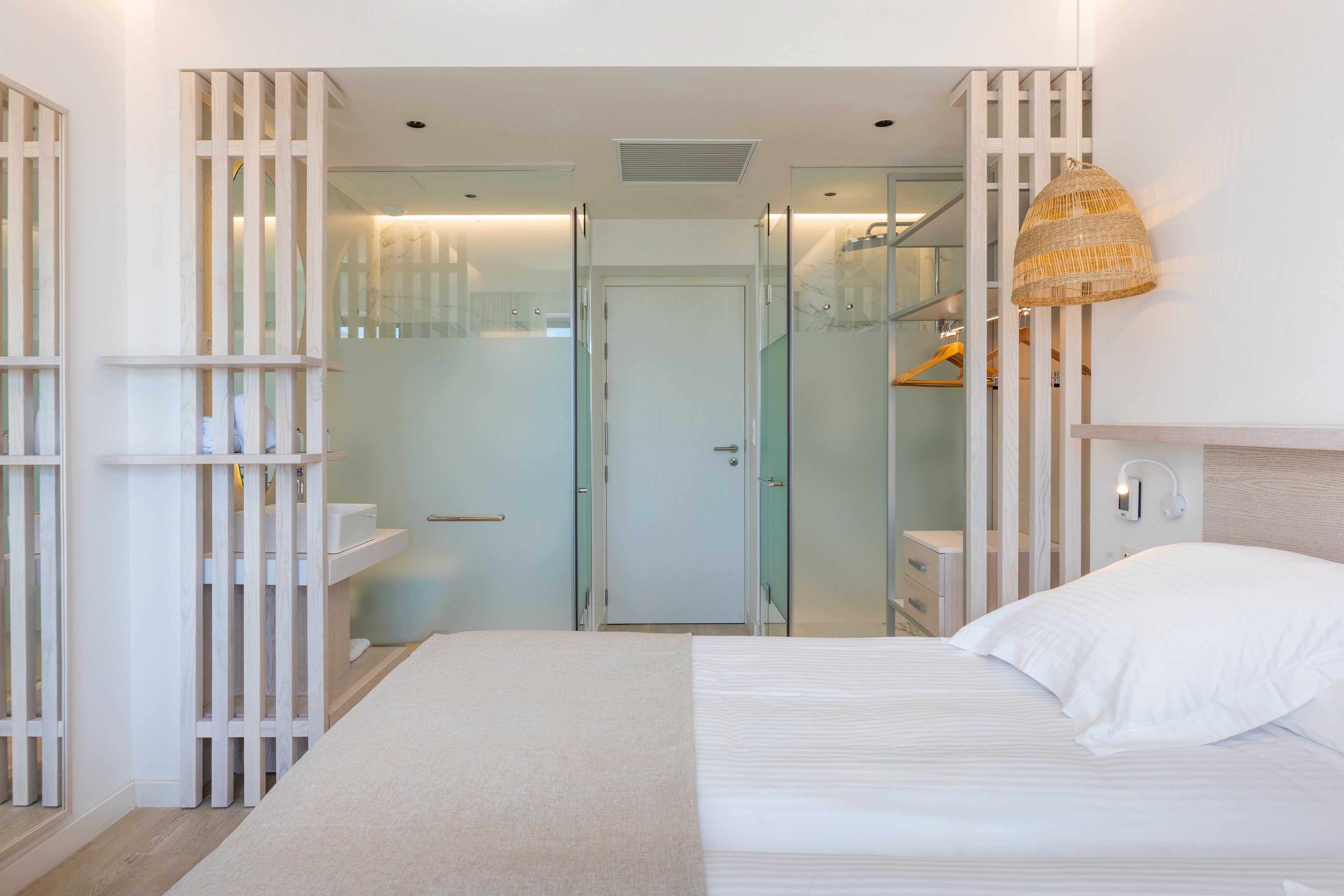 Valentin Somni Suites & Hotel