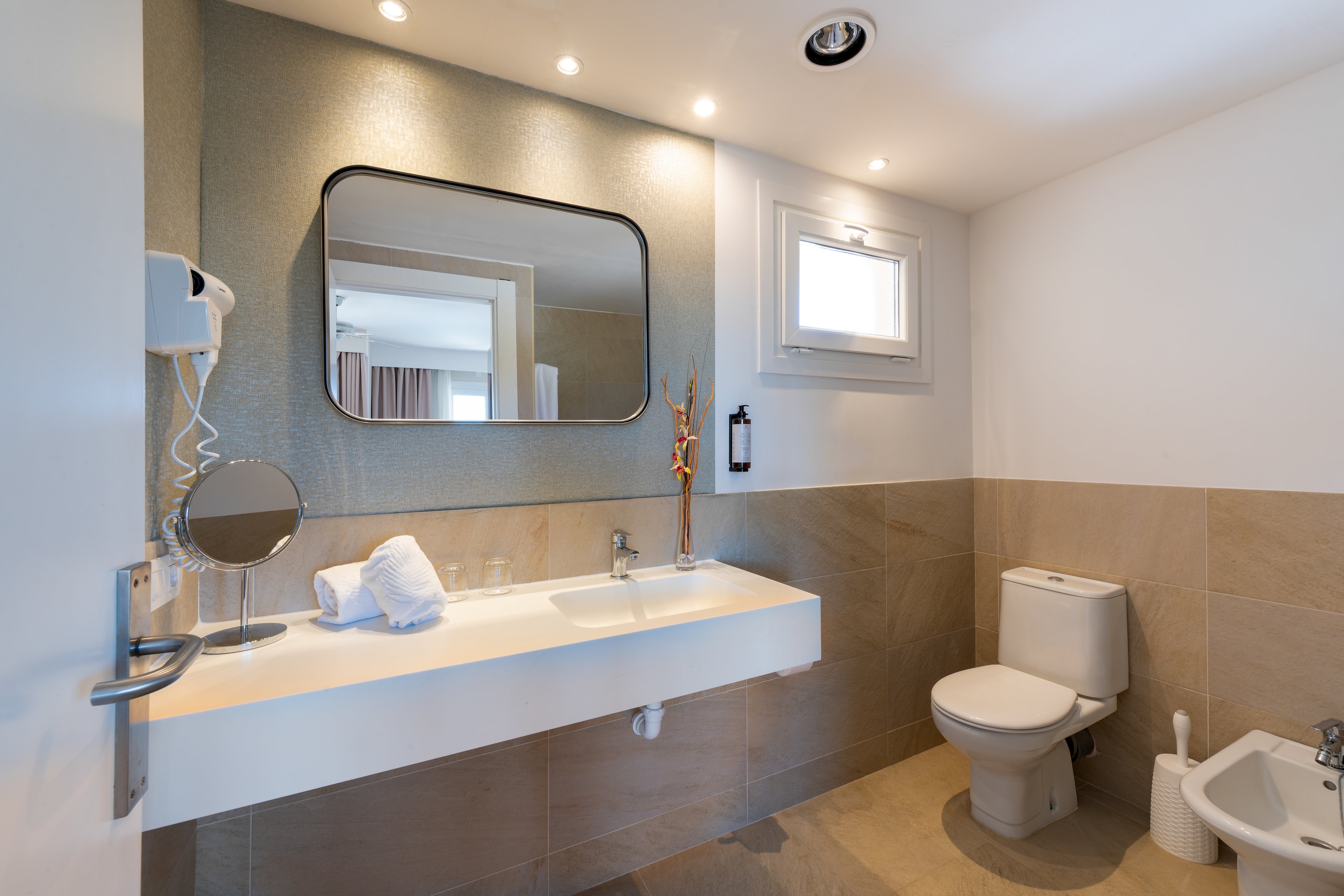 Valentin Somni Suites & Hotel