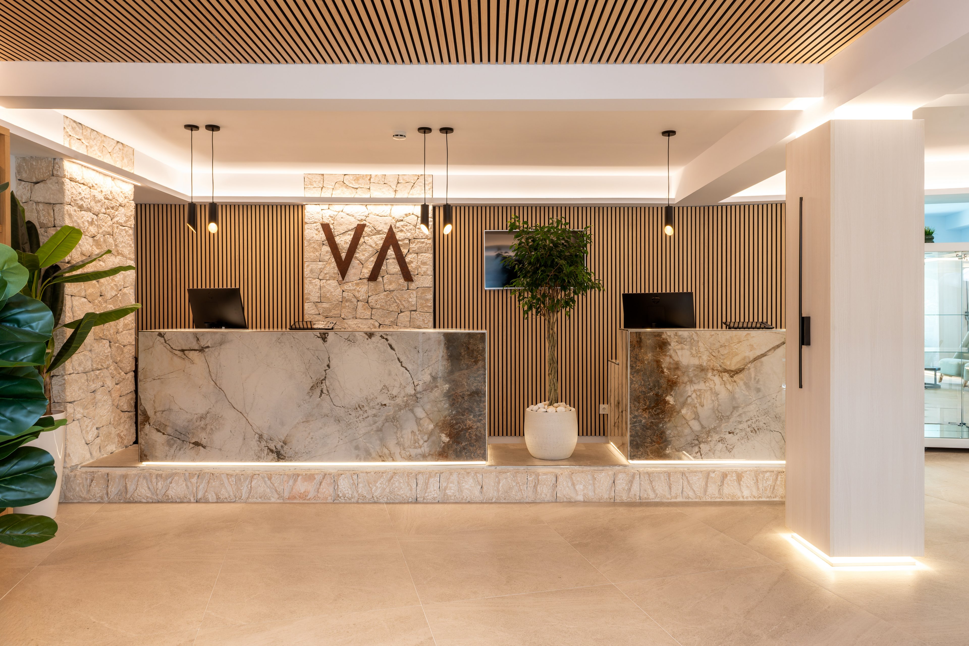Valentin Somni Suites & Hotel