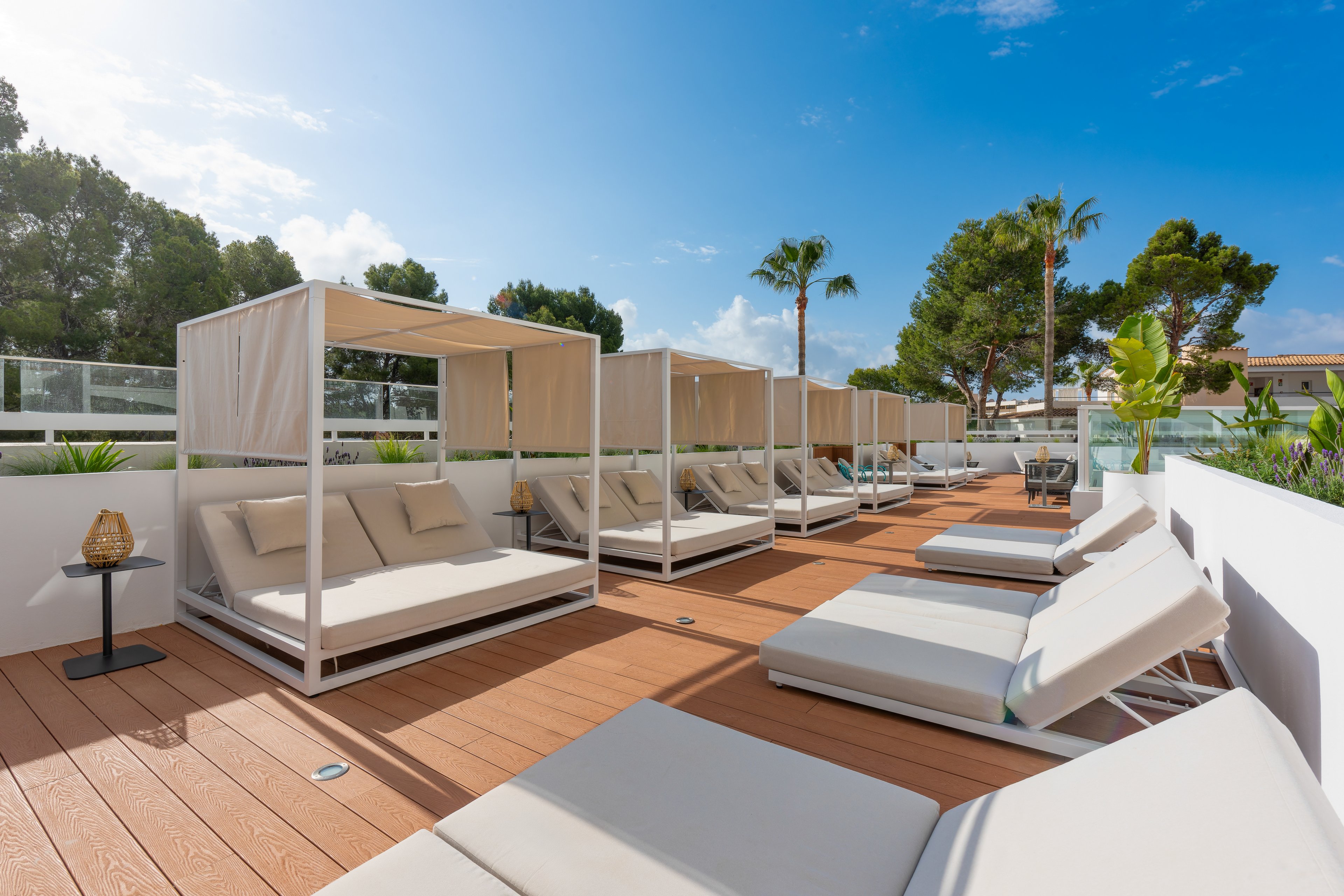 Valentin Somni Suites & Hotel