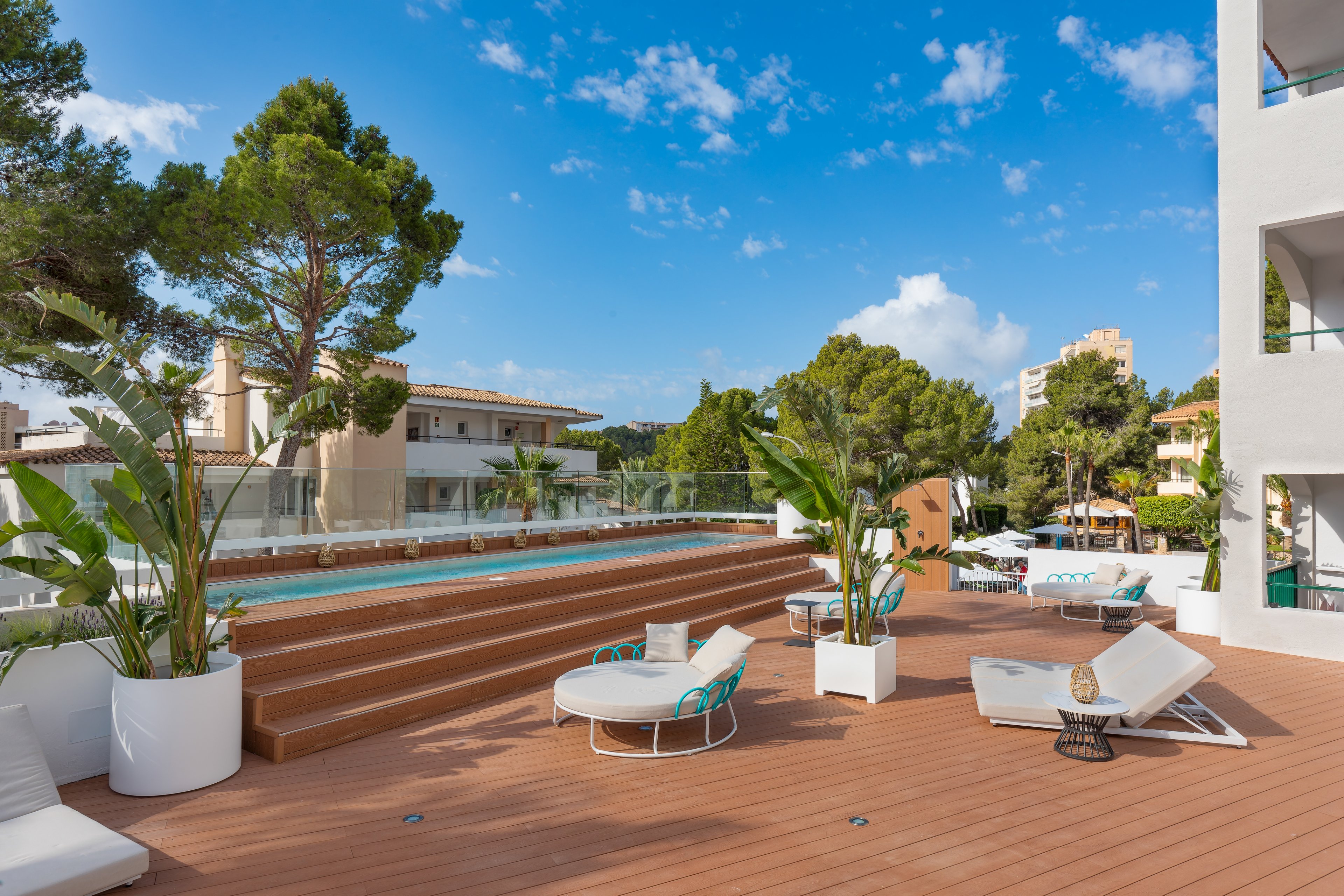 Valentin Somni Suites & Hotel