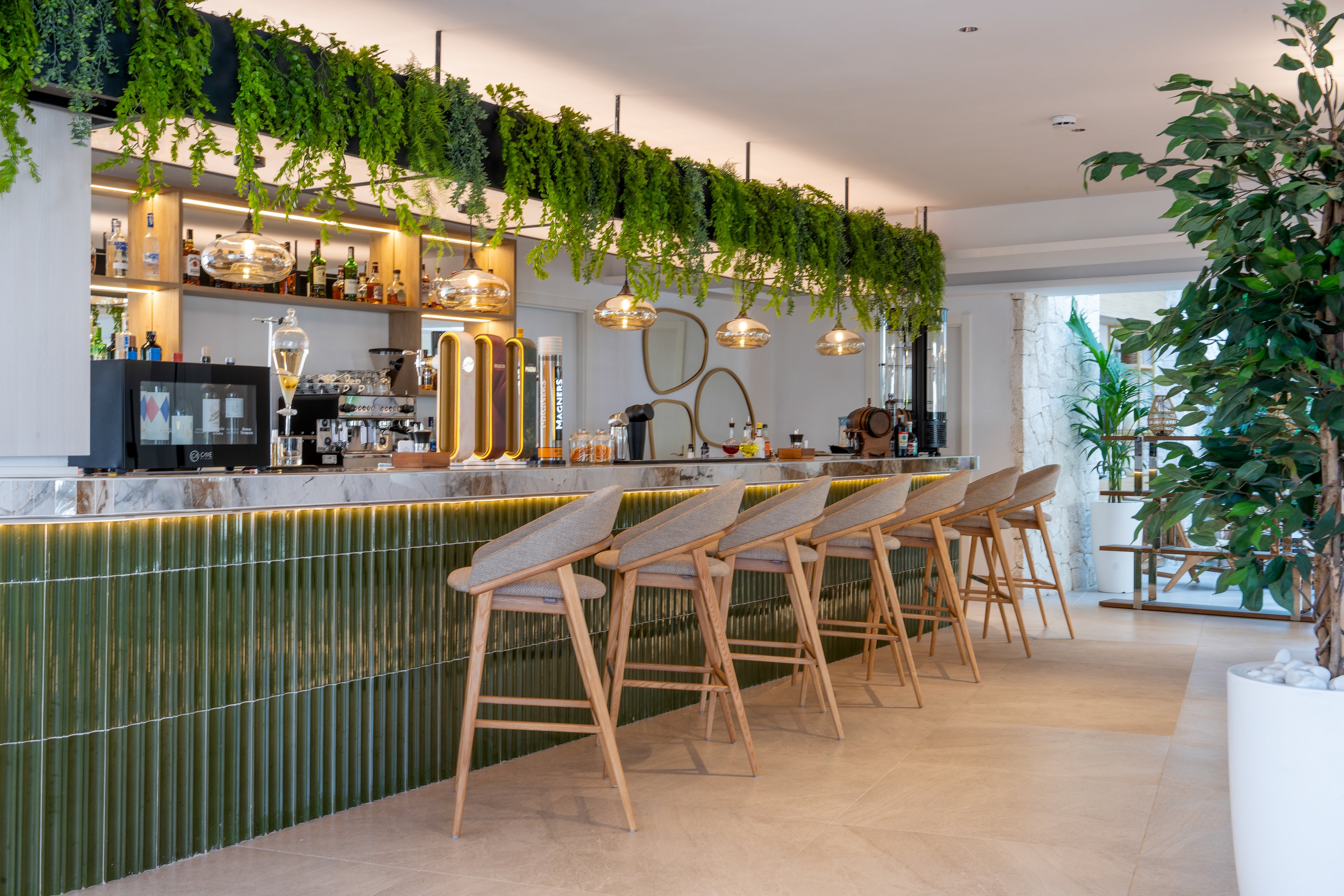 Valentin Somni Suites & Hotel