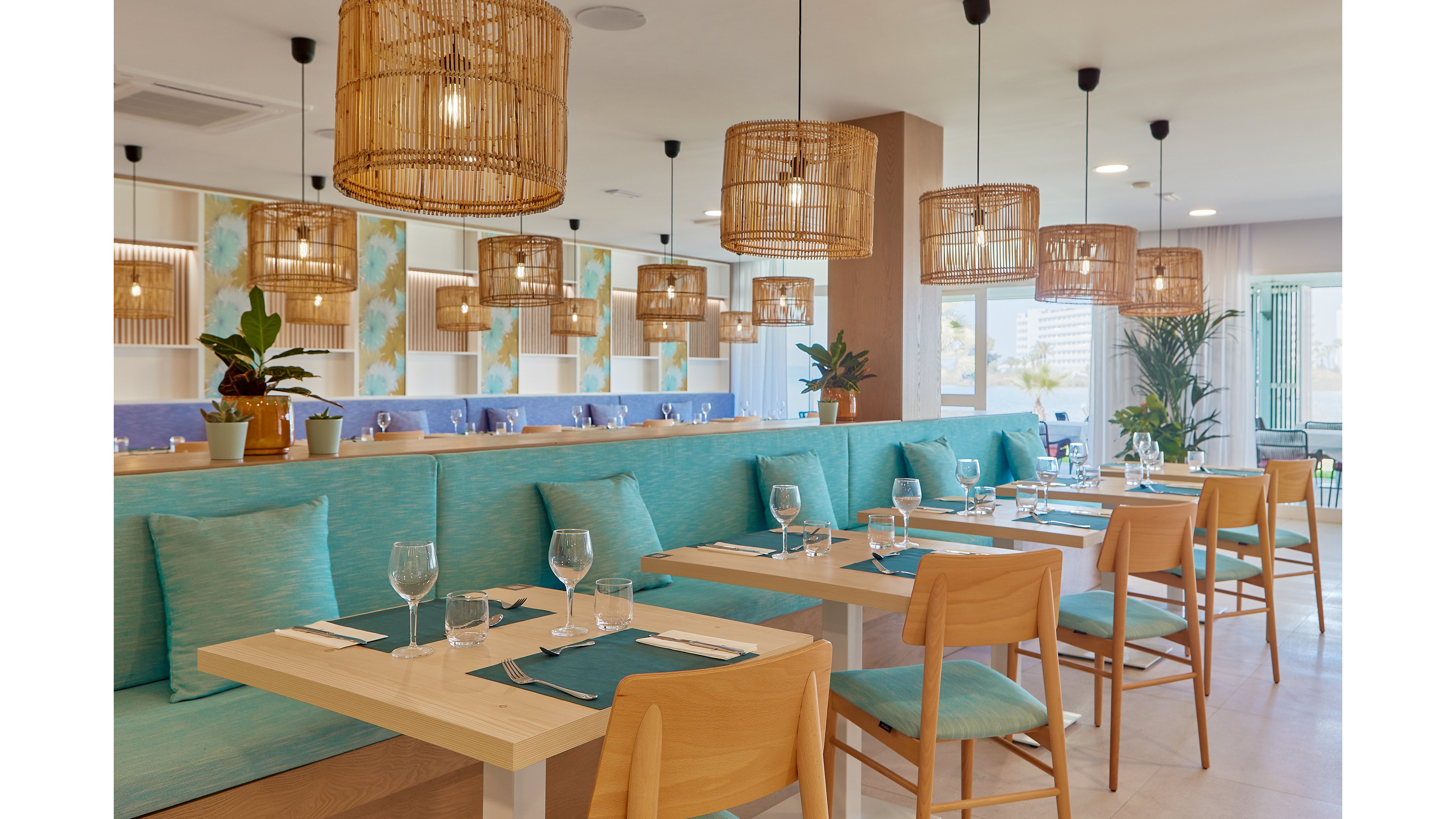 Universal Aparthotel Elisa