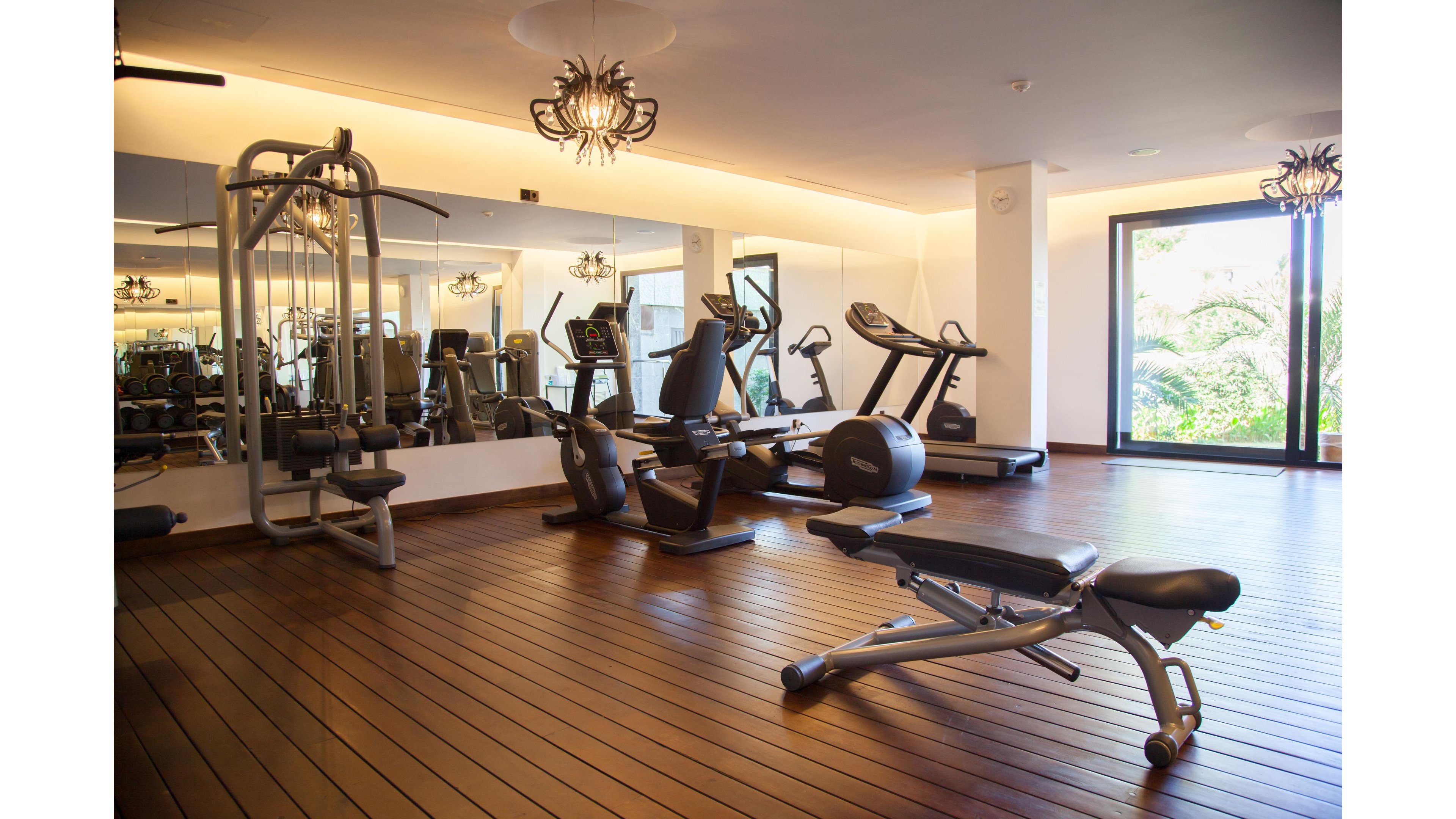 Hotel Serrano Palace