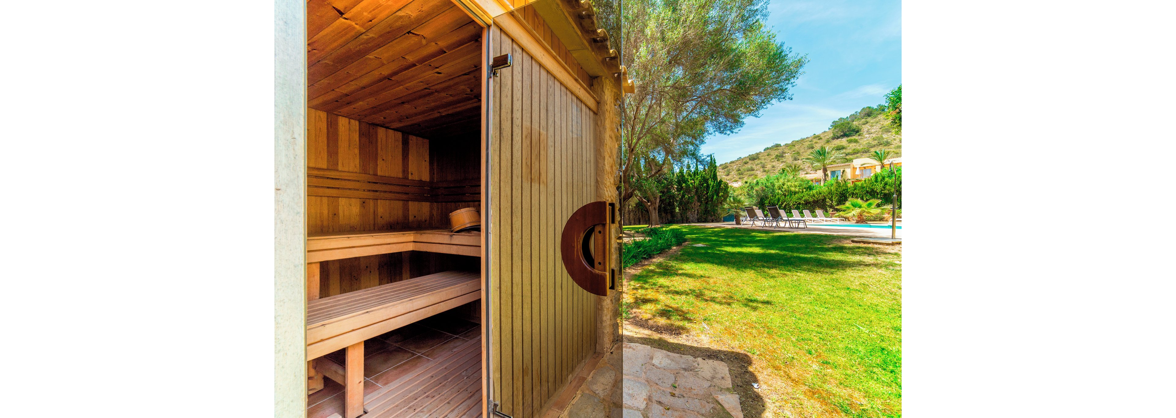 Pula Golf Resort with 4 rounds of Golf Included