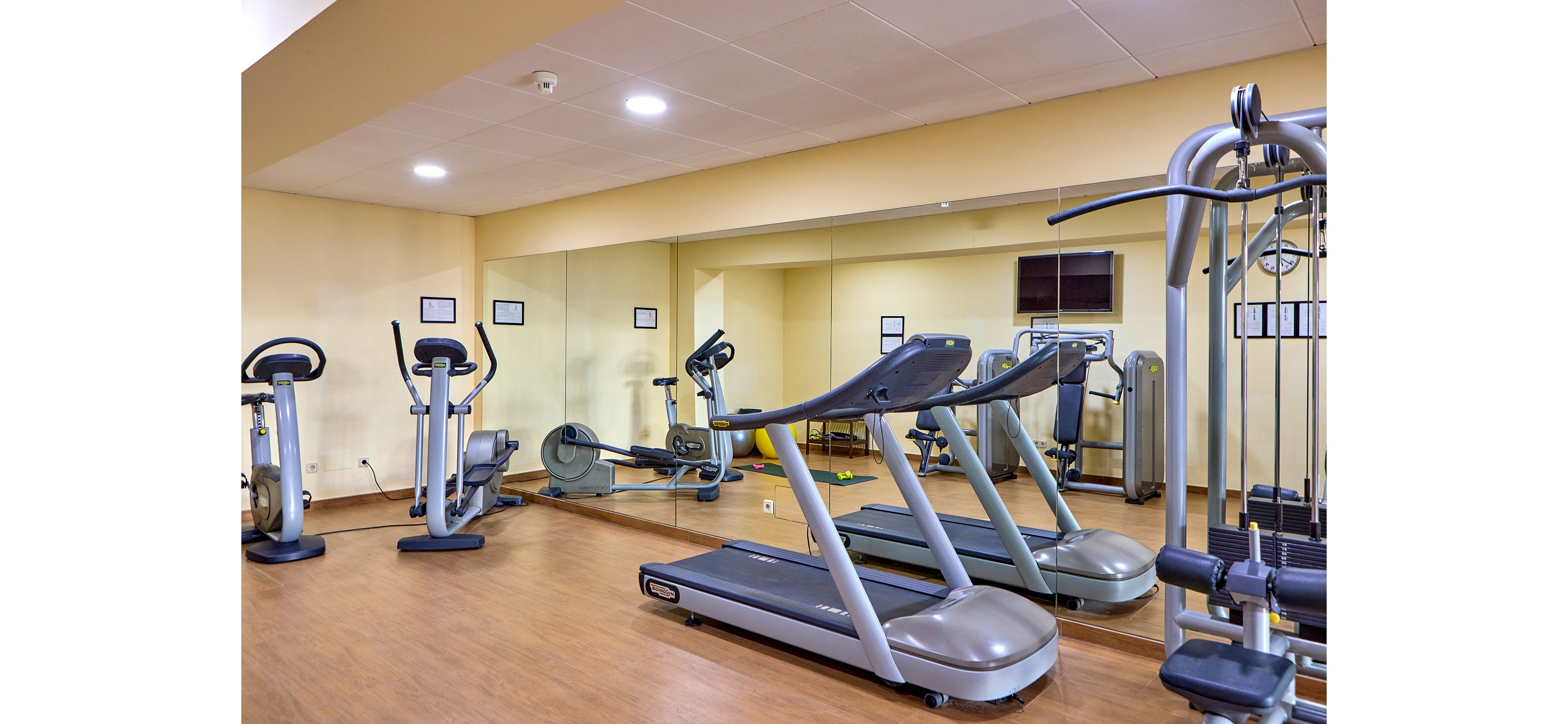 Universal Hotel Neptuno Adults Only