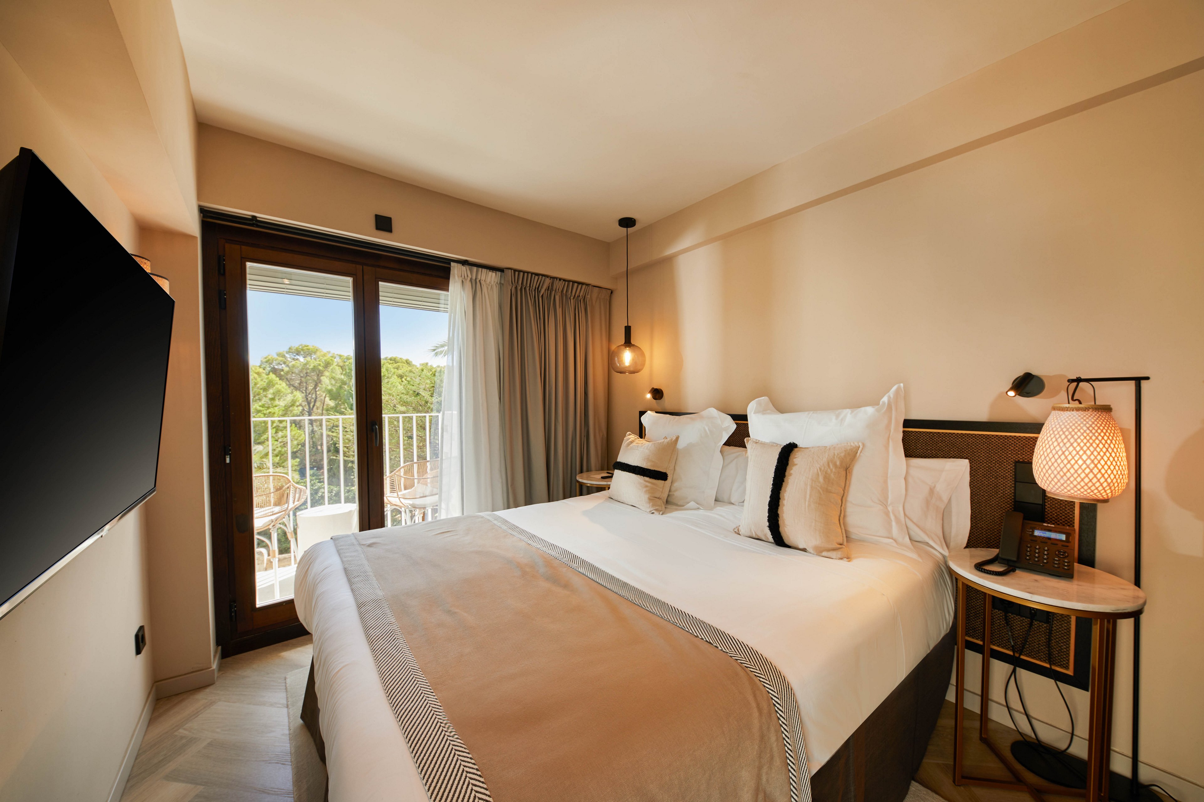 Belle Marivent Mediterranean Petit Hotel