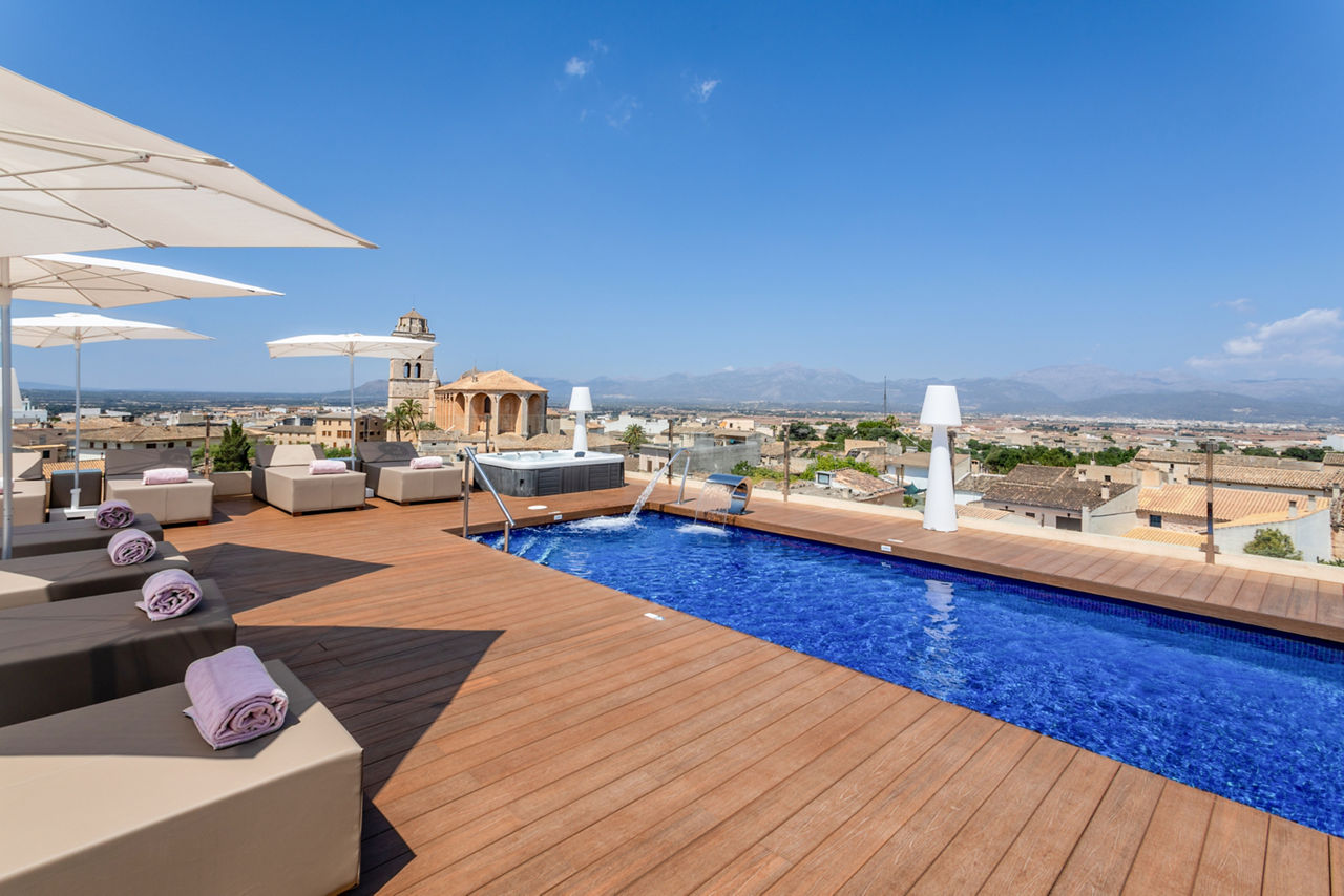 Can Ribera by Zafiro