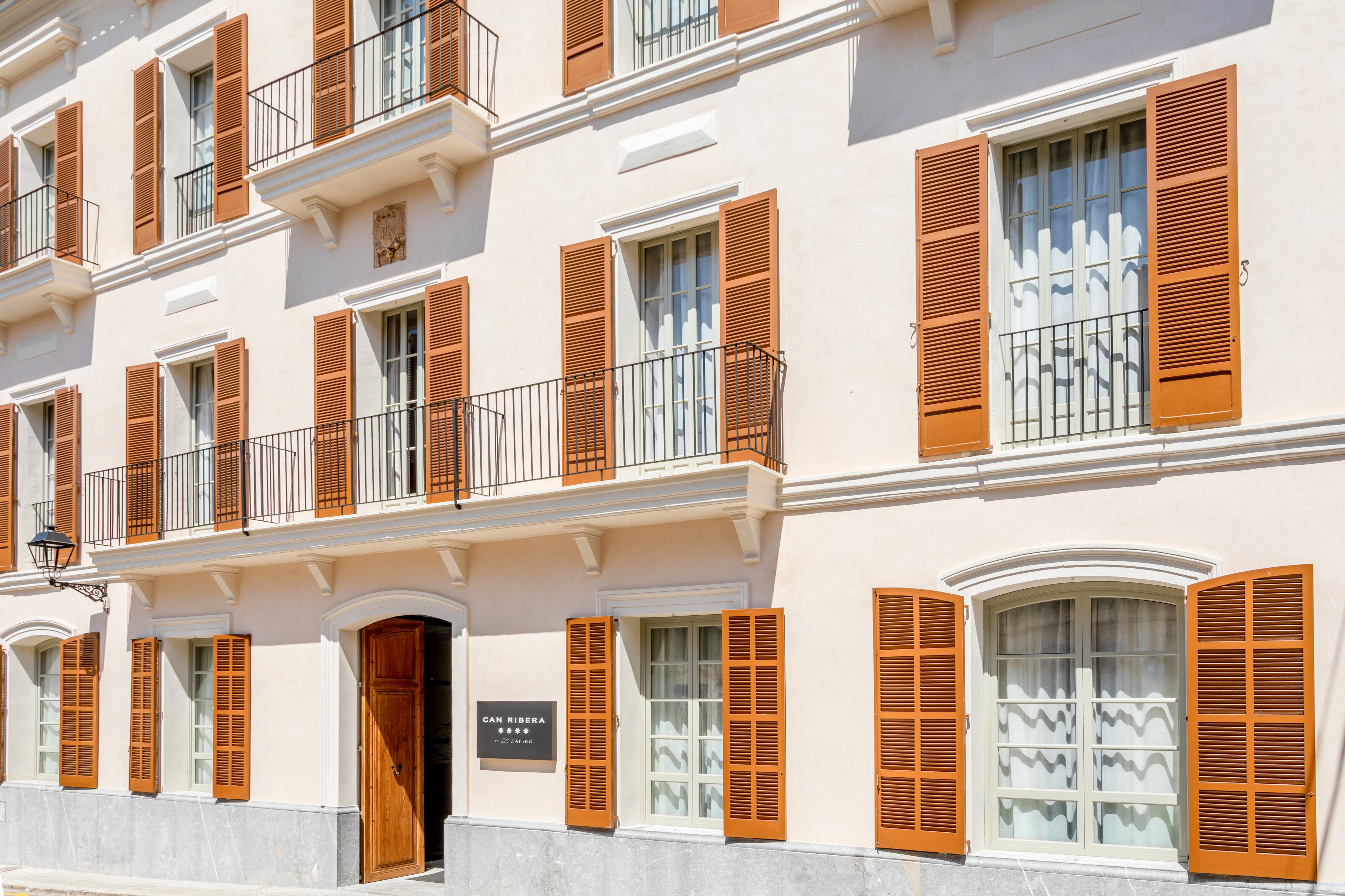 Can Ribera by Zafiro