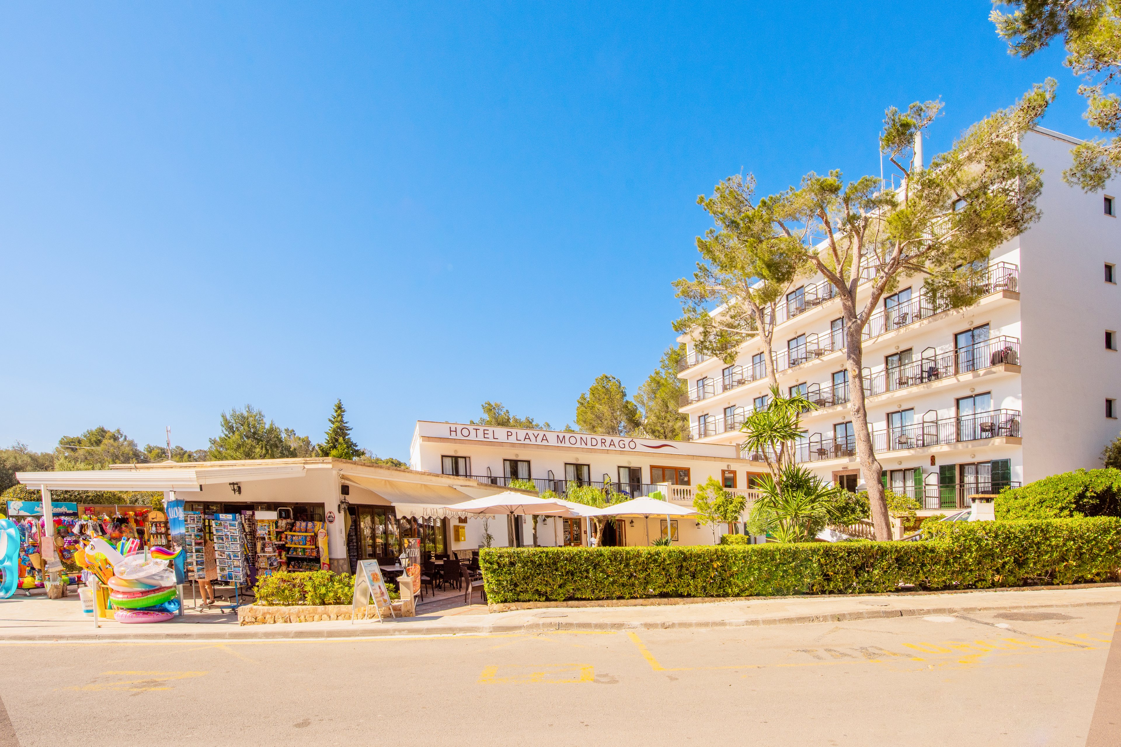 Hotel Playa Mondrago