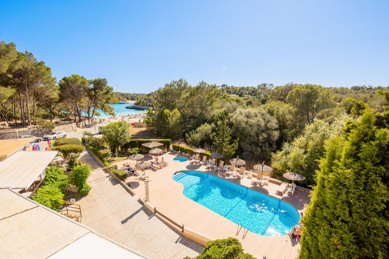 Hotel Playa Mondrago