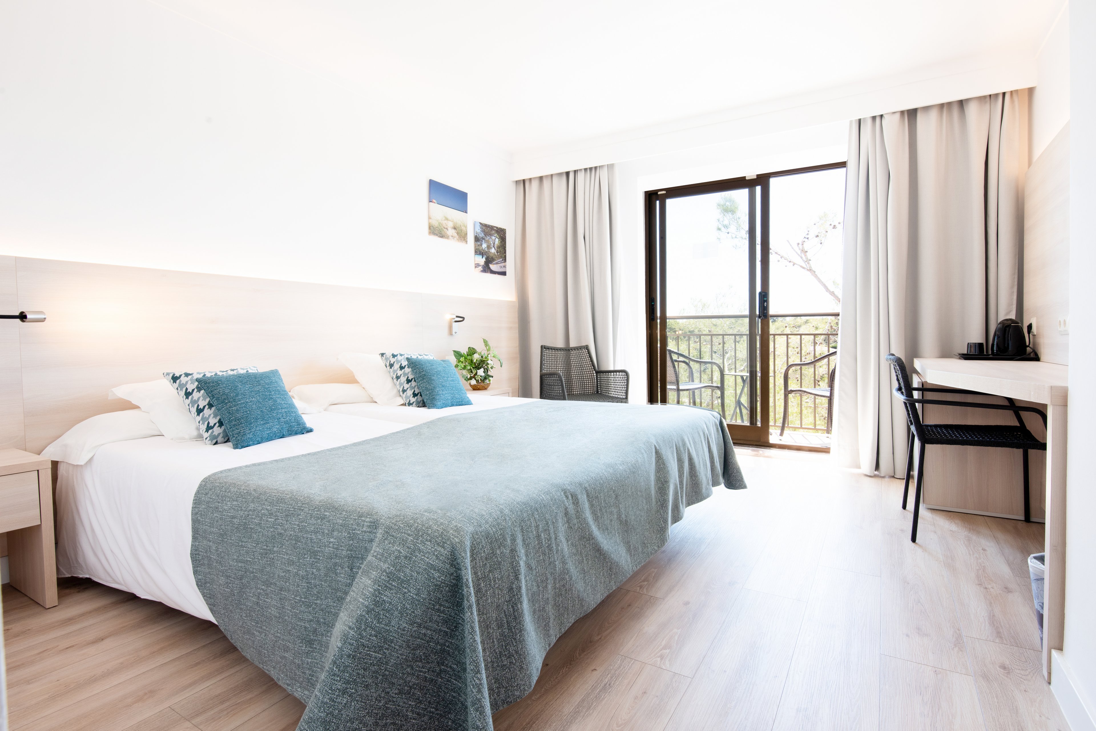 Hotel Playa Mondrago