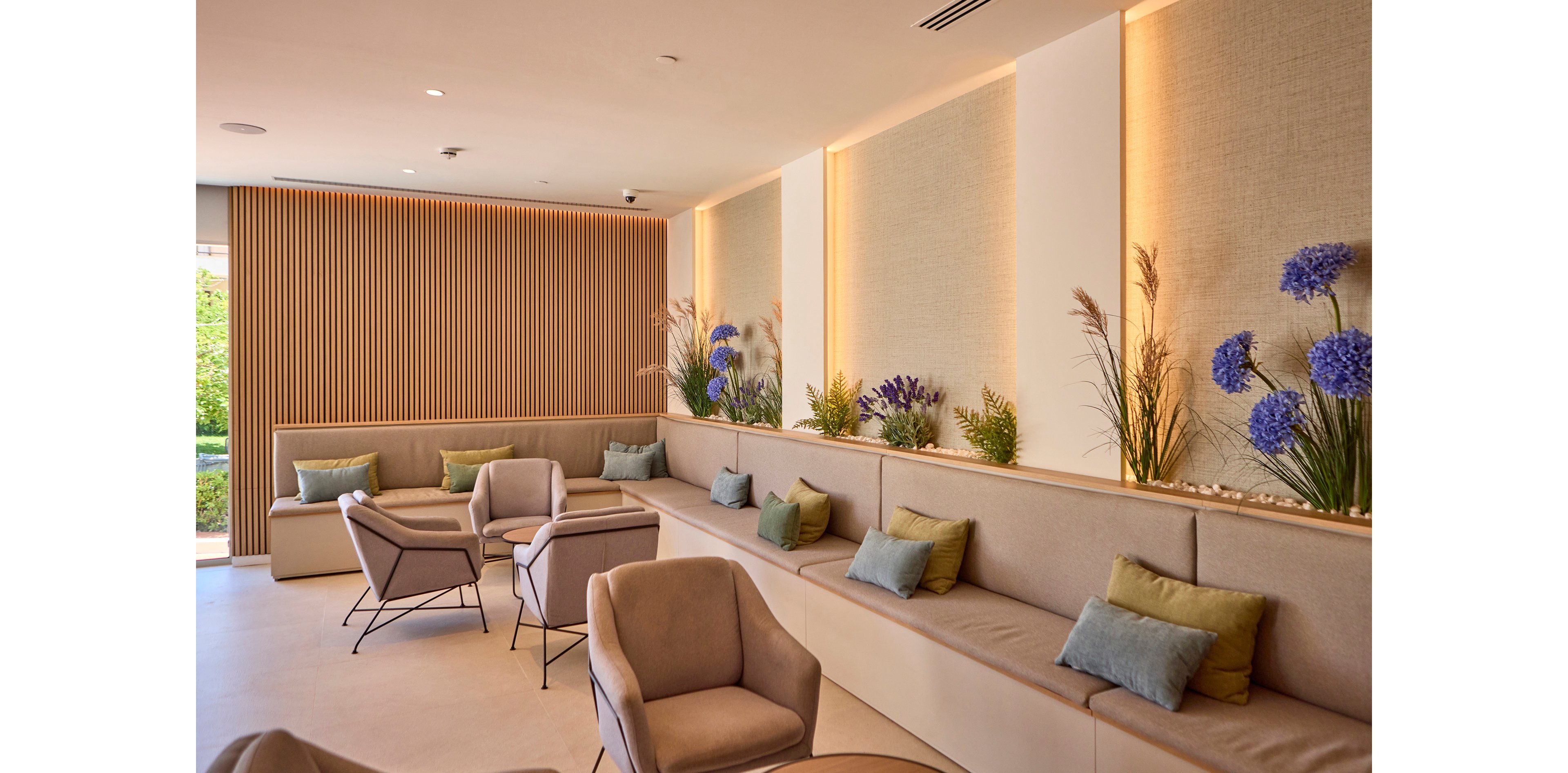 Universal Hotel Romantica