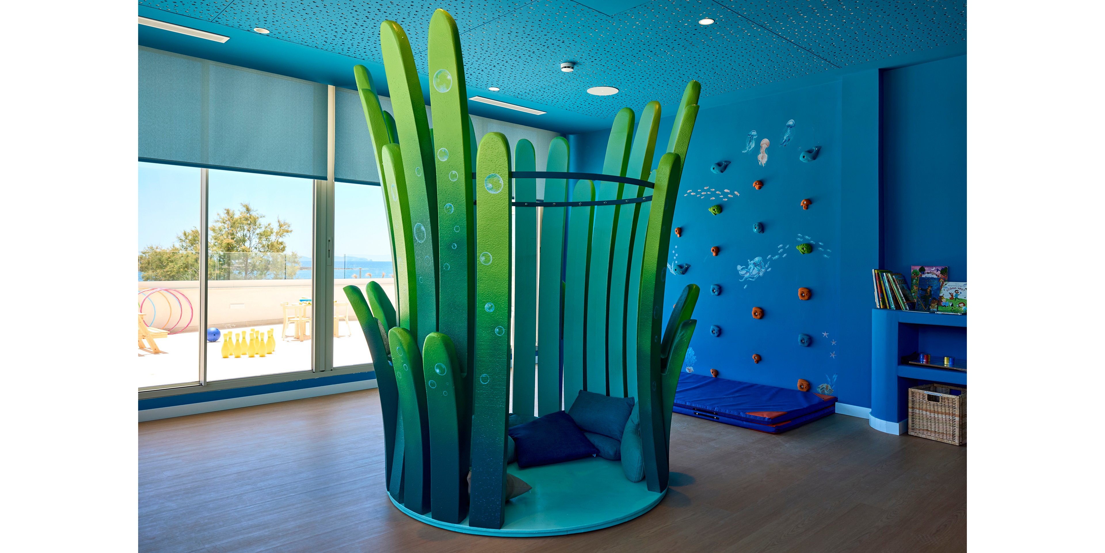 Universal Hotel Romantica