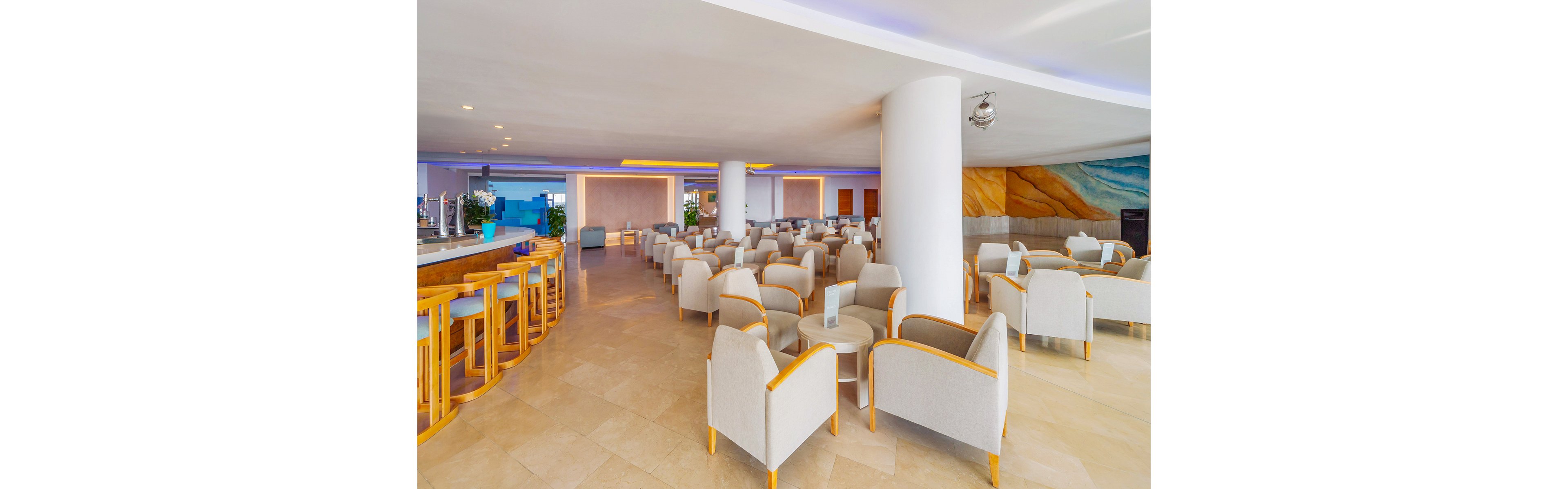 Fontanellas Playa Aparthotel