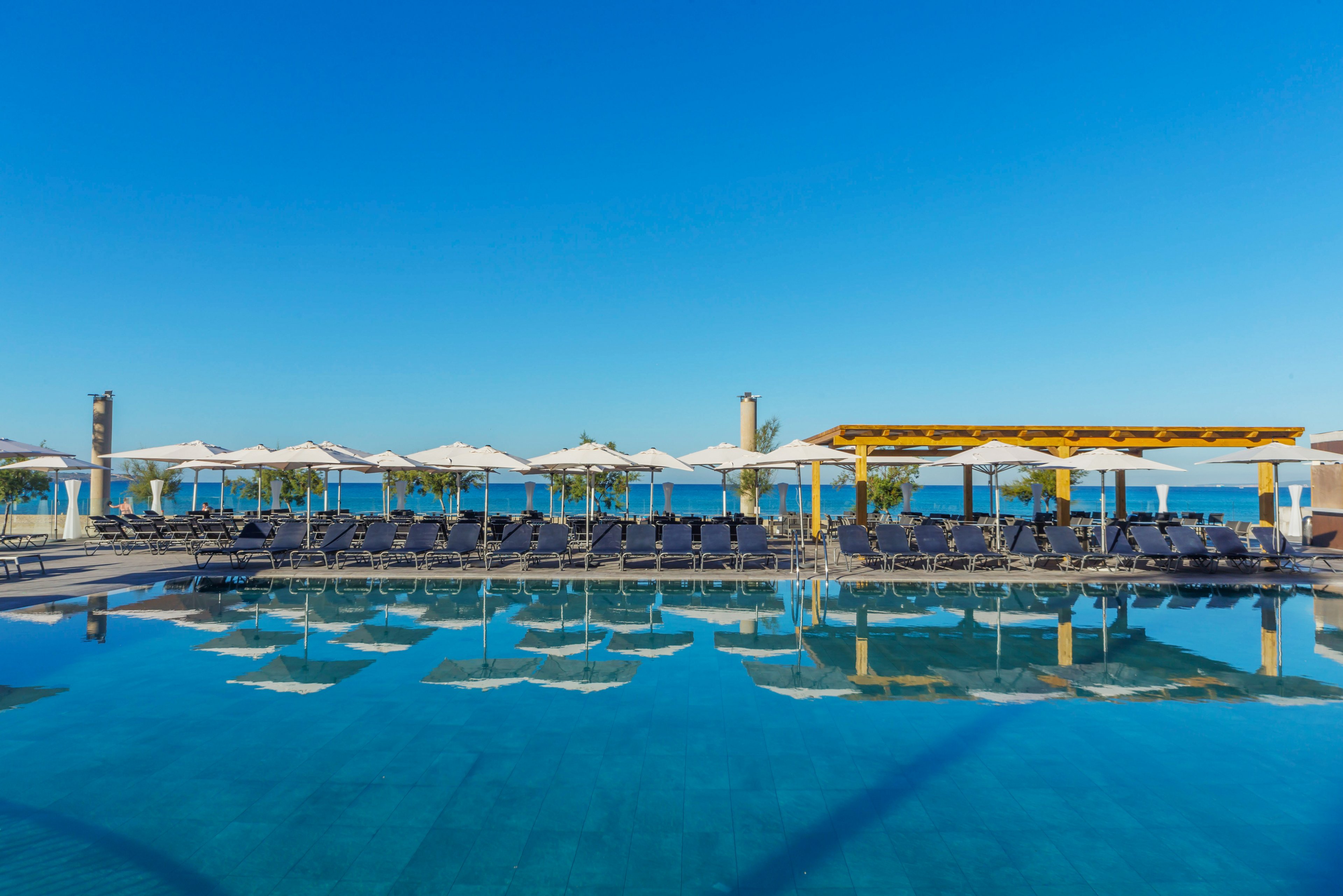 Fontanellas Playa Aparthotel