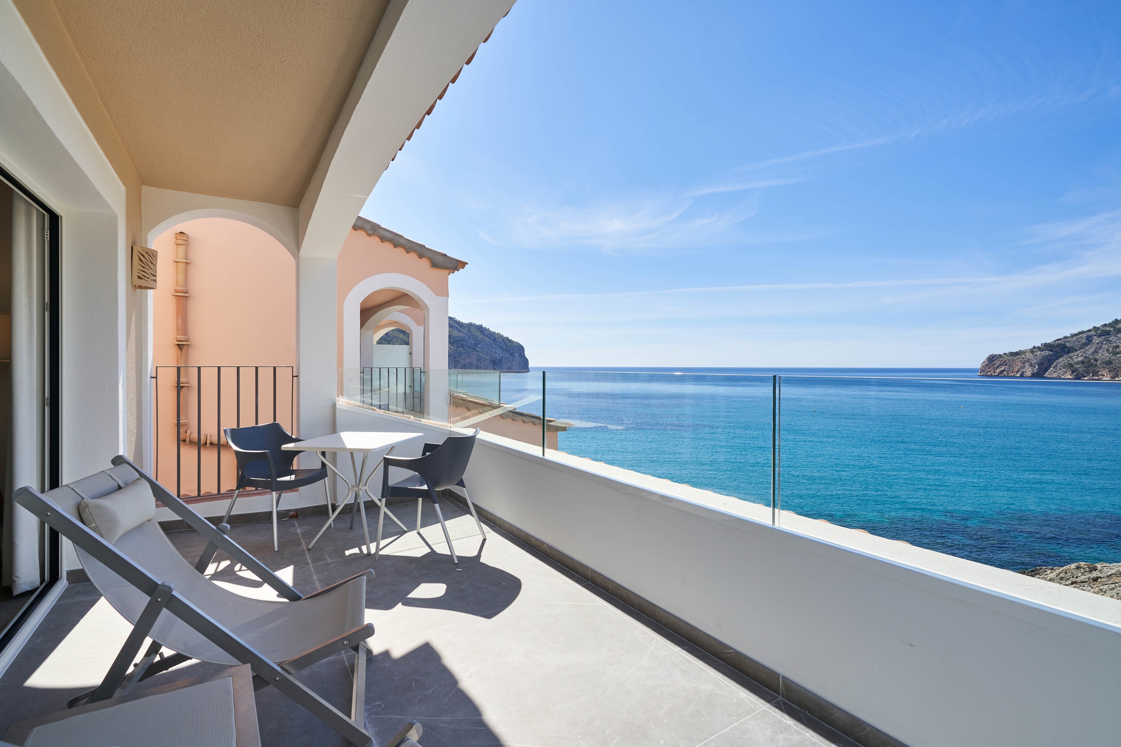 Bahia Suites Camp de Mar