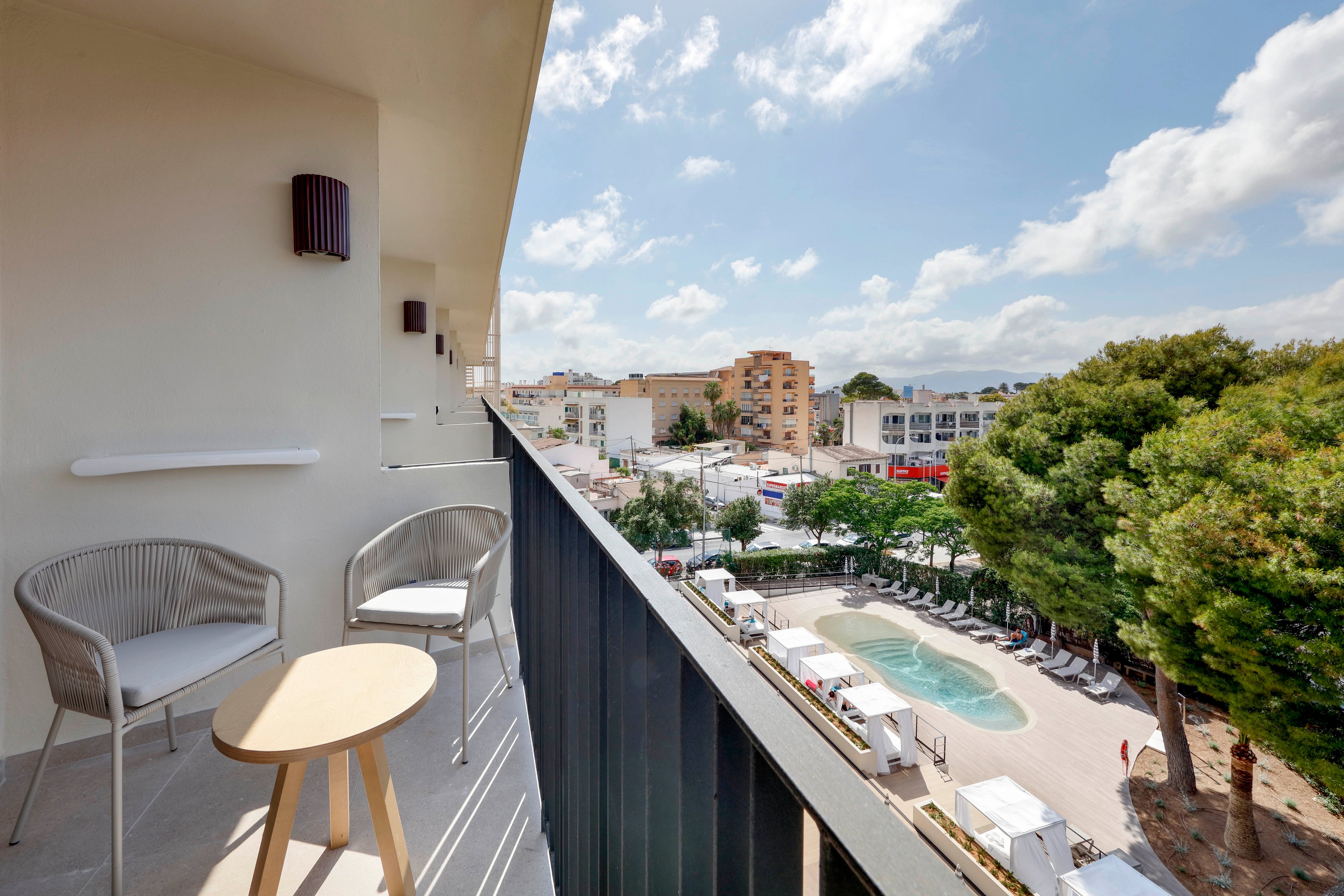 Alua Linda Mallorca