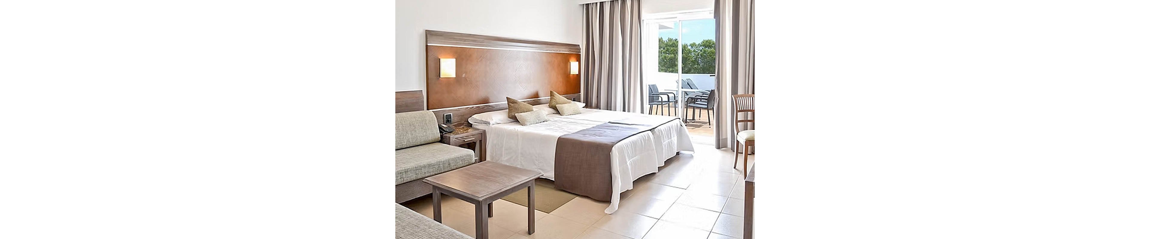 FERGUS Club Font de Sa Cala Beach