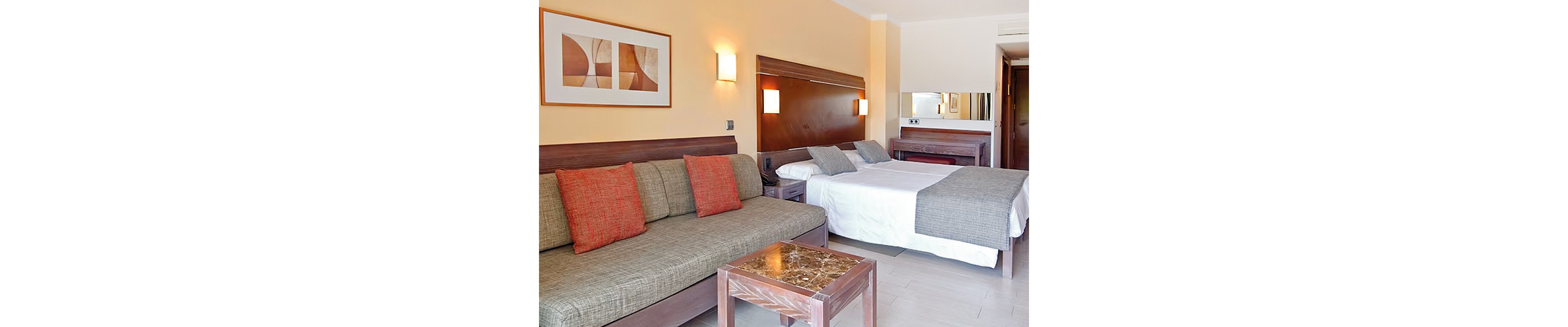 FERGUS Club Font de Sa Cala Beach