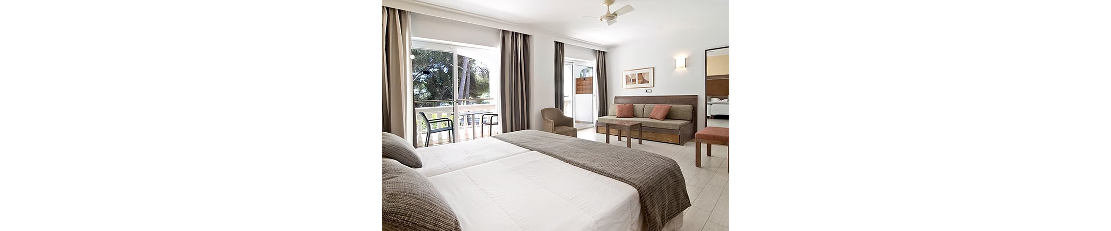 FERGUS Club Font de Sa Cala Beach