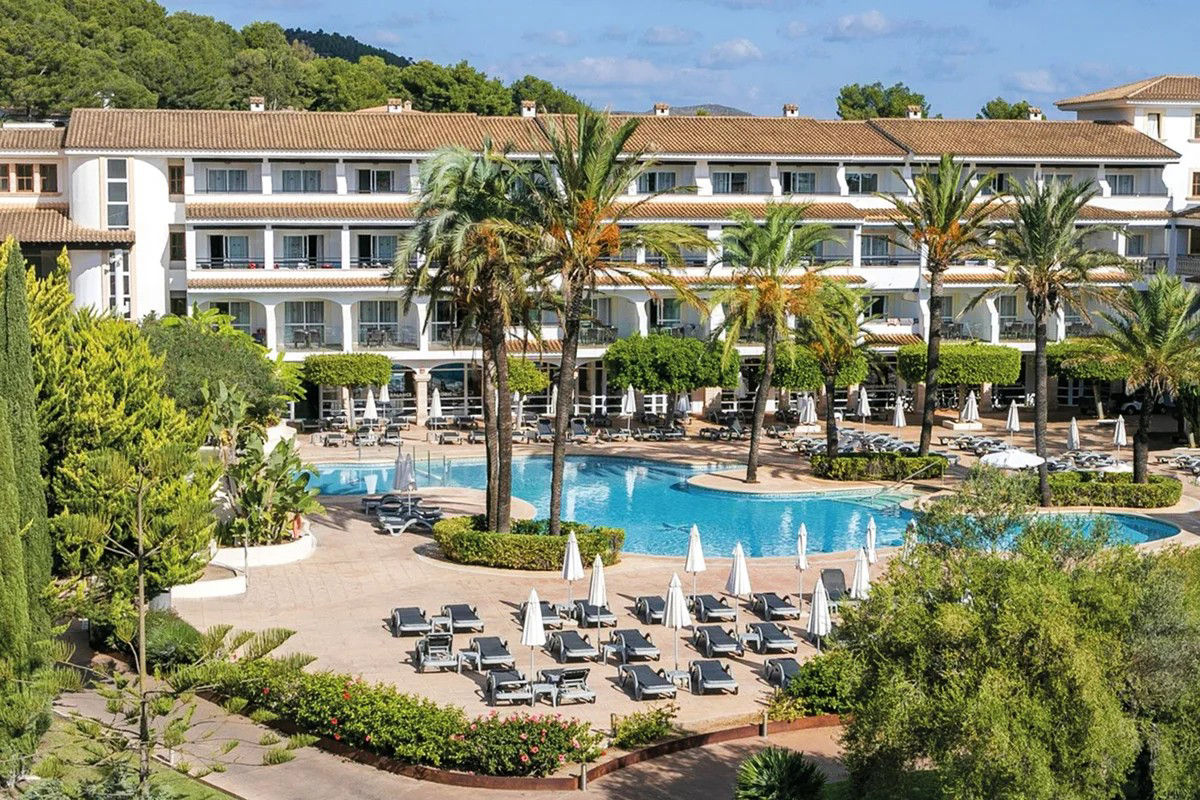 FERGUS Club Font de Sa Cala Beach