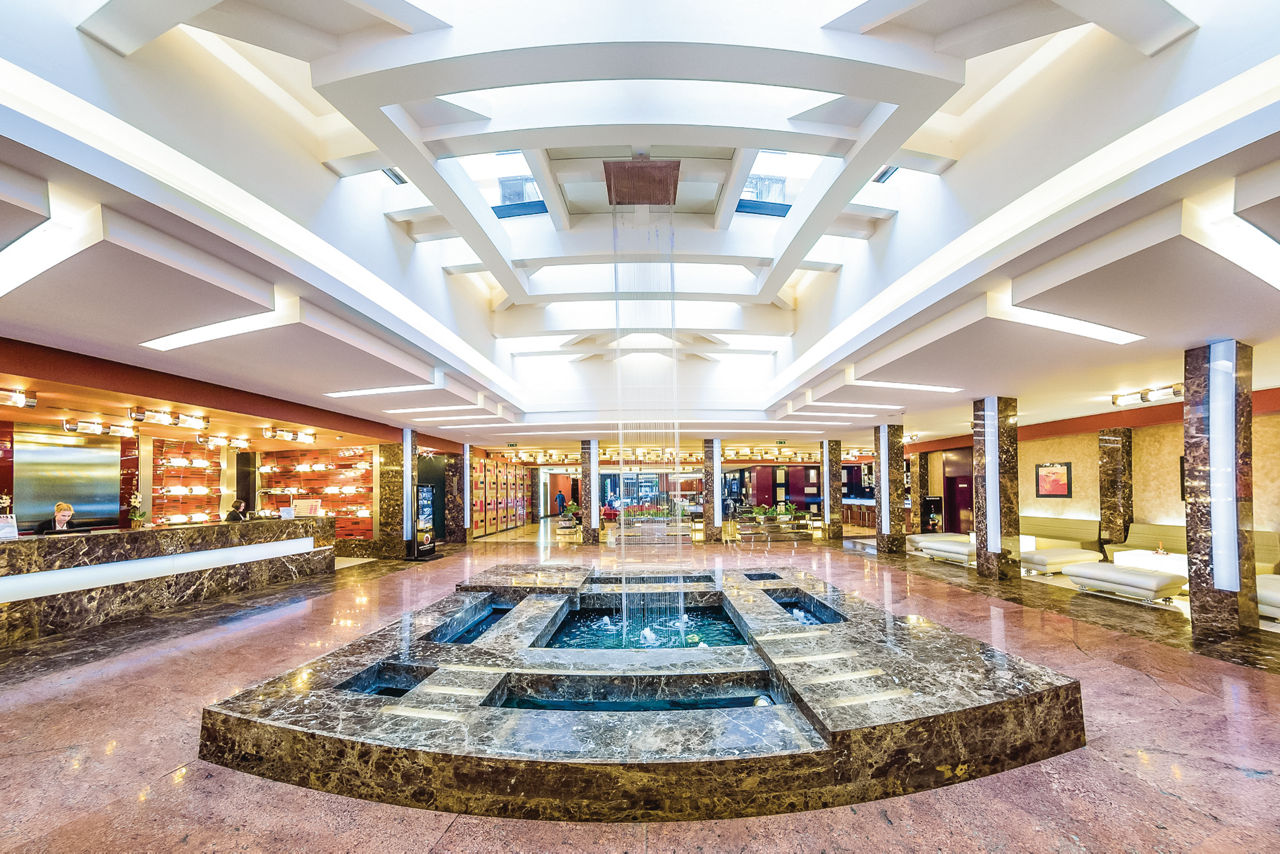 Hotel Grand Majestic Plaza